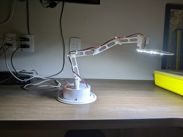 Miniatura 3 do modelo 3D Workbench Lamp