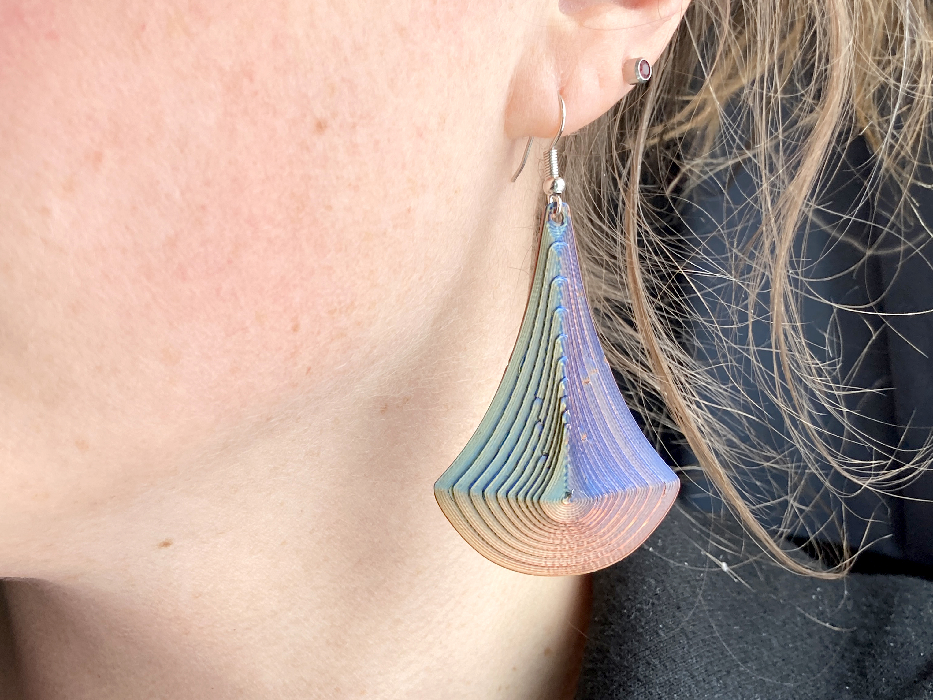 Stacked Pendiente Palma Earring