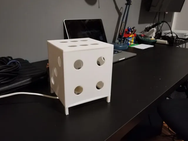 Dice Lamp