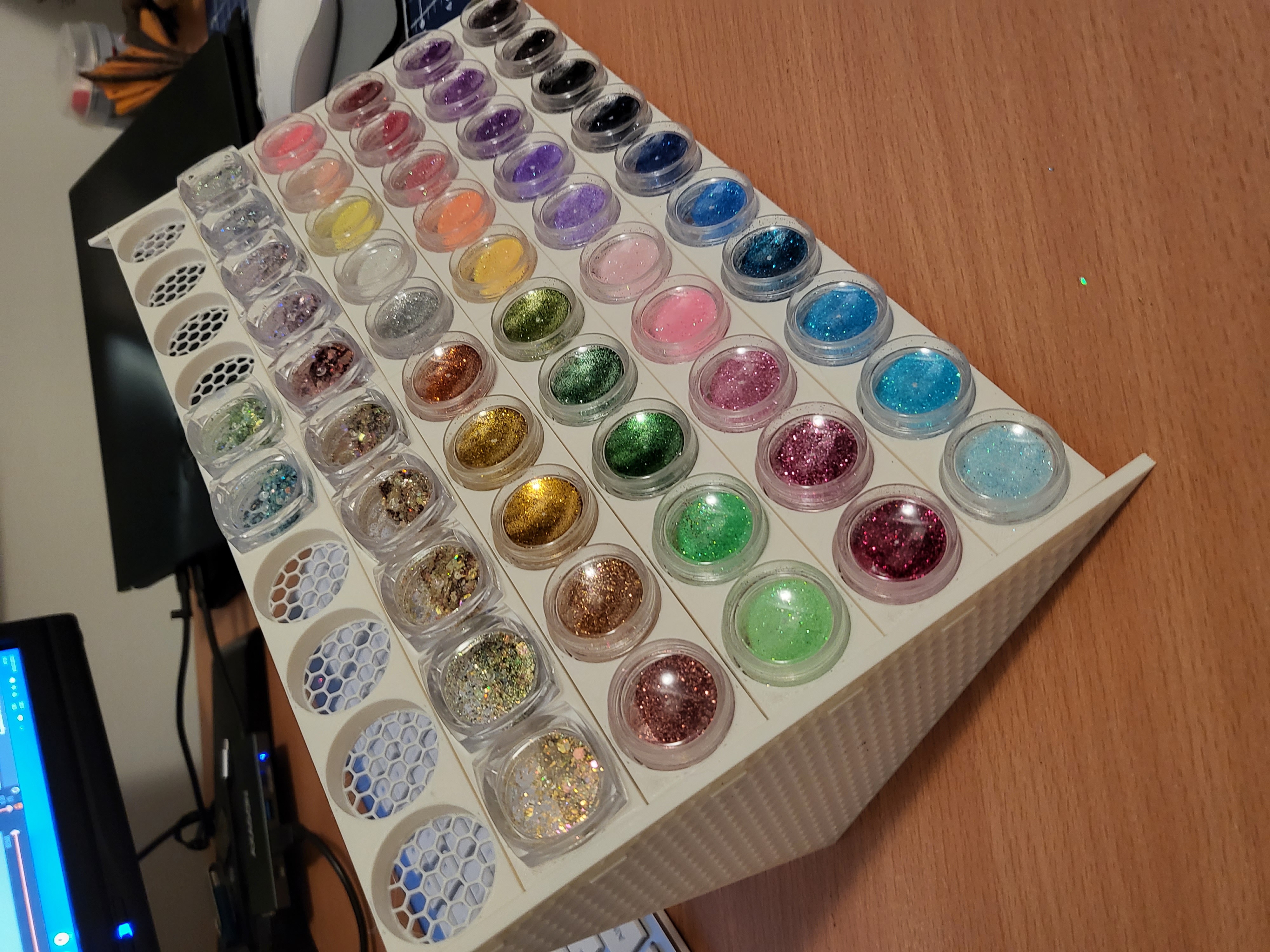 Glitter Sample Holder