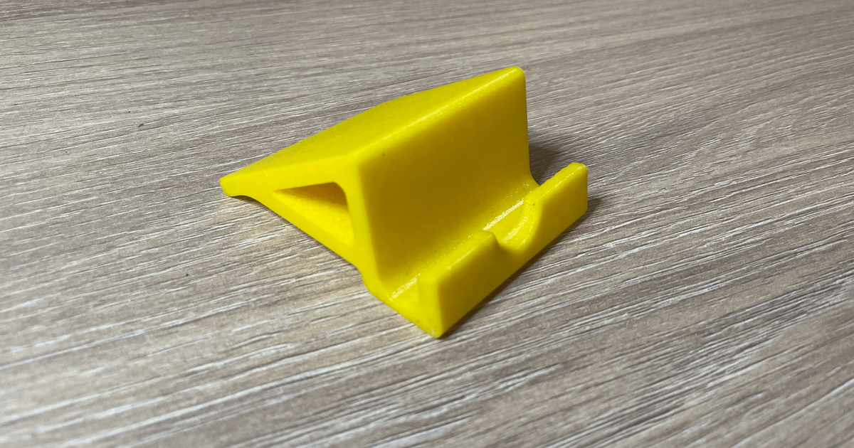 iPhone stand by CJ | Download free STL model | Printables.com