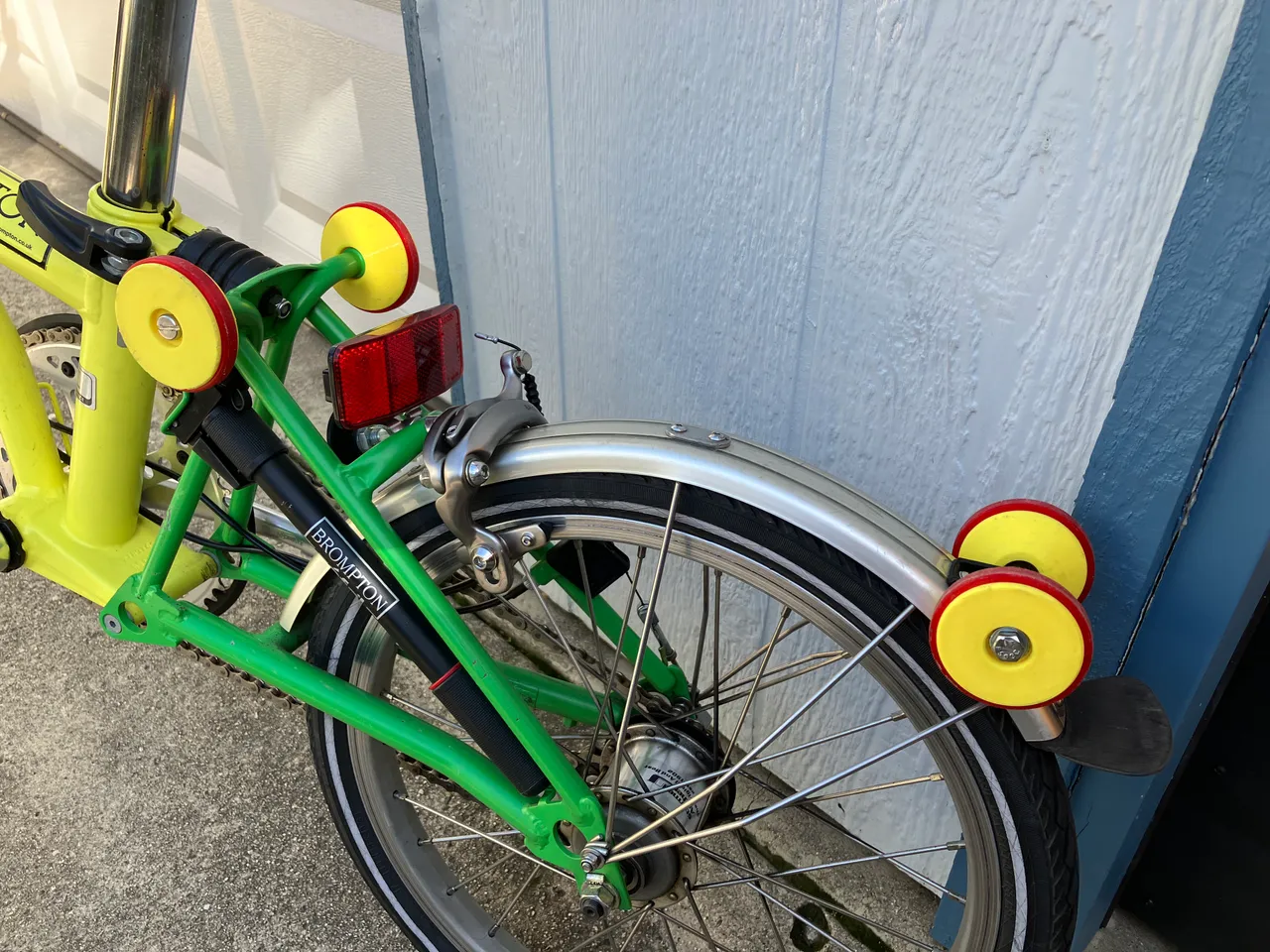 Ez wheels online brompton