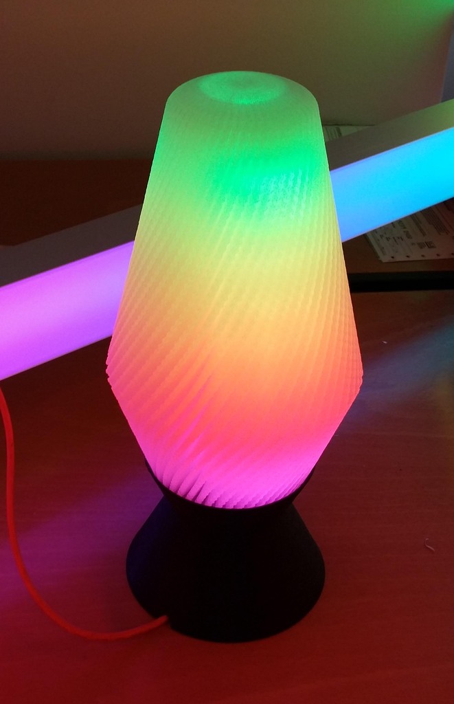 Miniatura 6 do modelo 3D A postmodern Lavalamp