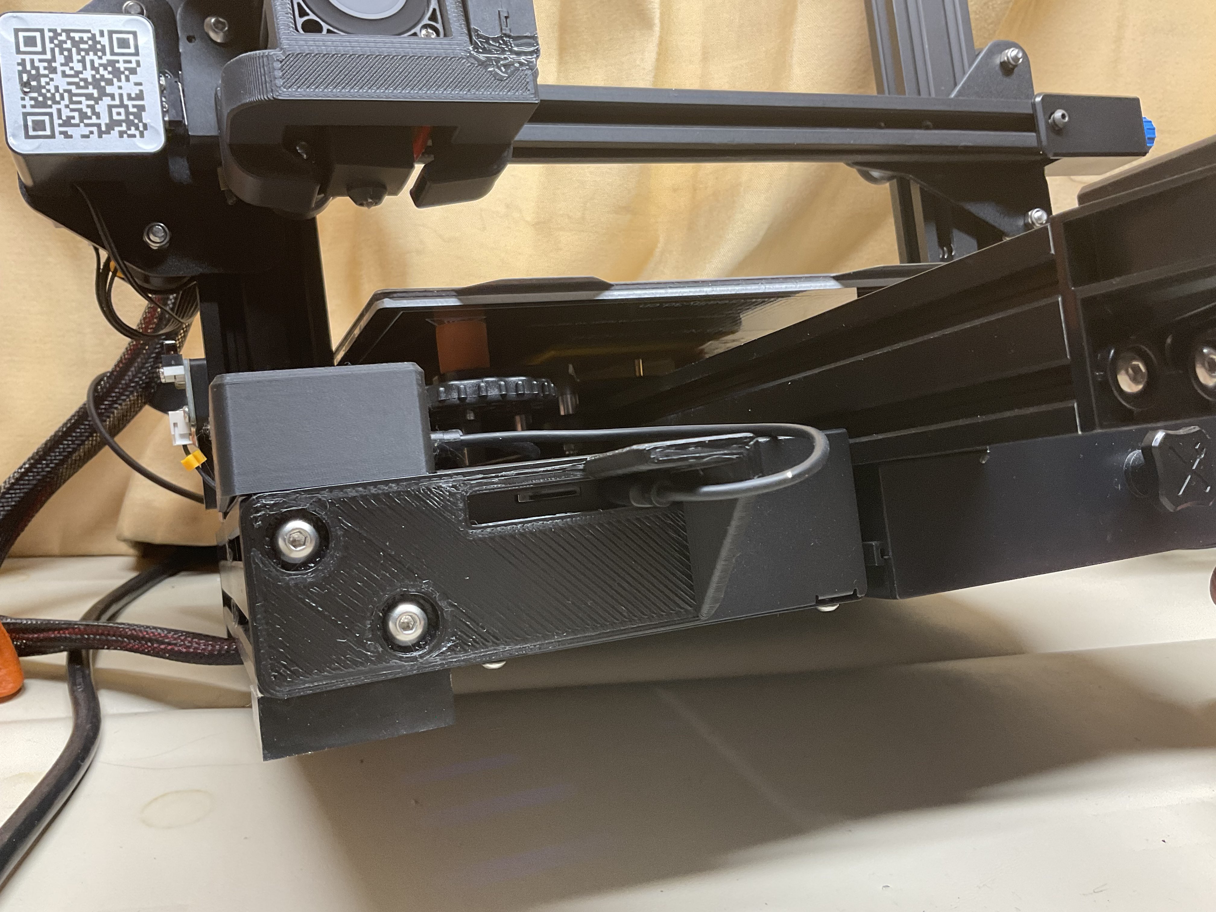 Miniatura 2 do modelo 3D Ender 3 v2 Cable & Flash Protector