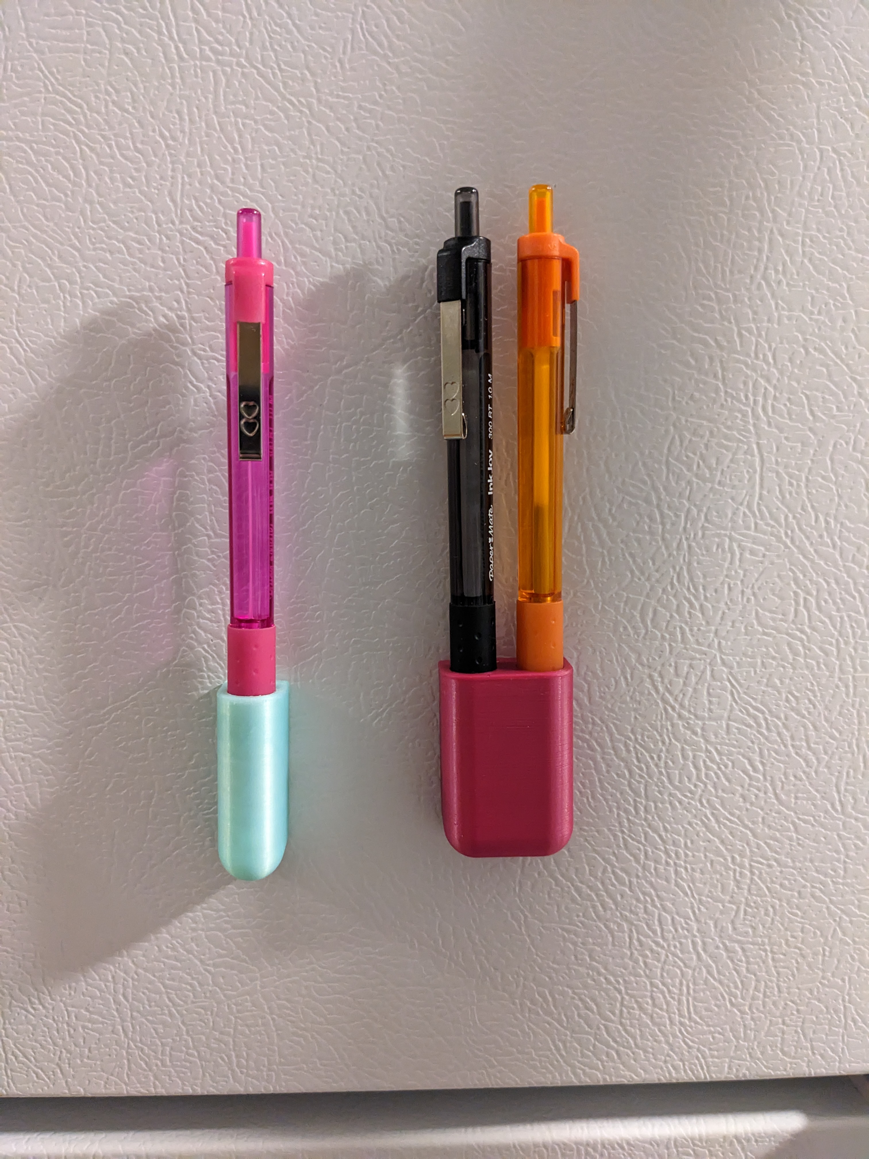 Magnet holder for Papermate Inkjoy pen (single, parametric)