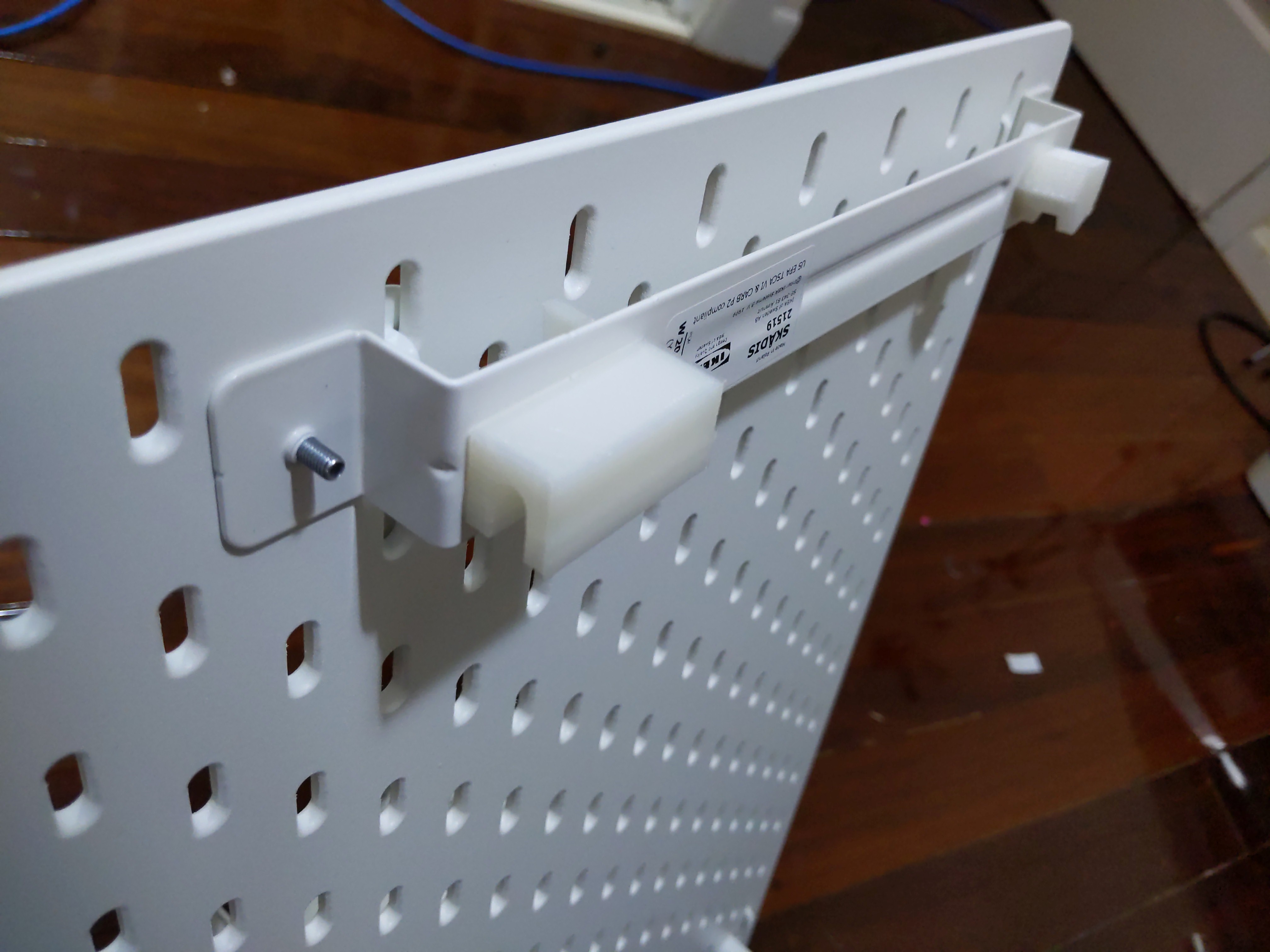 Mount for attaching IKEA SKÅDIS pegboard to side of IVAR shelves by