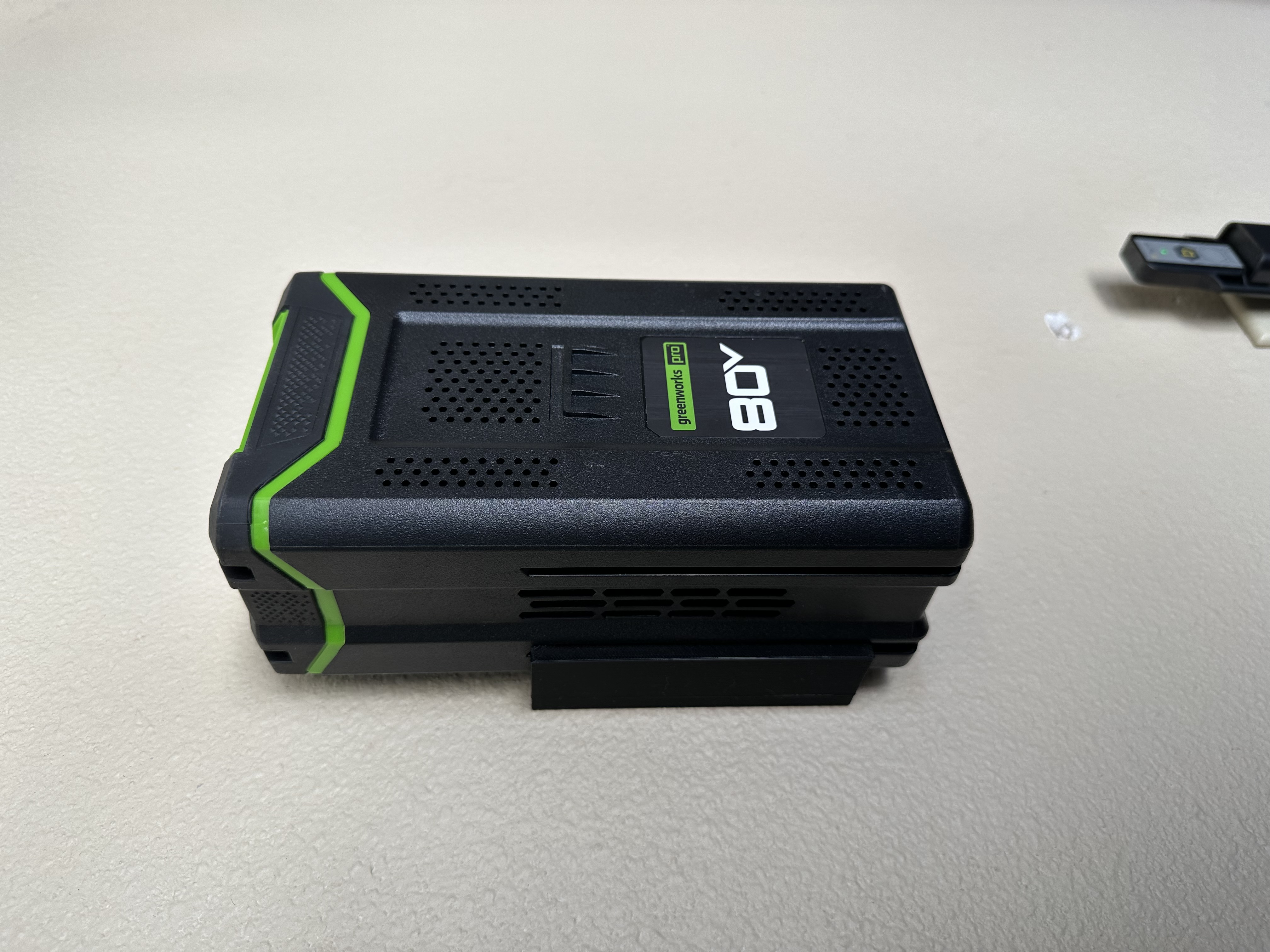 Greenworks Tools 80v Battery Holder