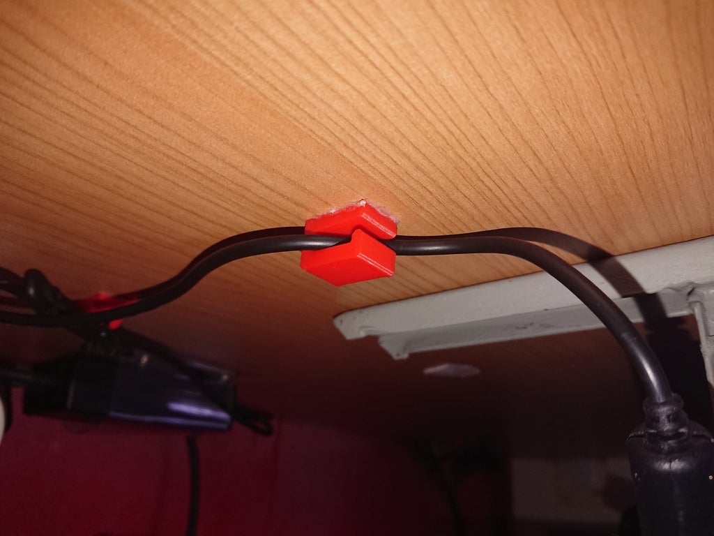 Miniatura 5 do modelo 3D Cable holder (clip, zip-tie)
