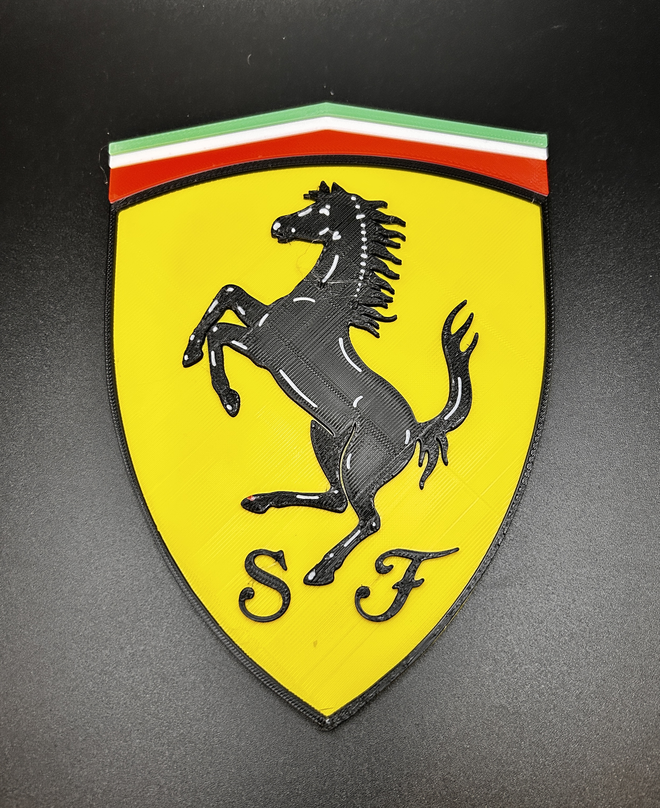 Ferrari logo_AXM