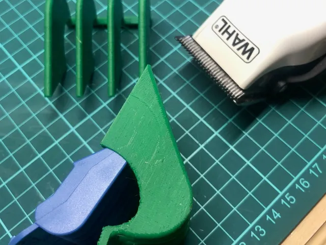 Hair clipper No10 & No12 combs