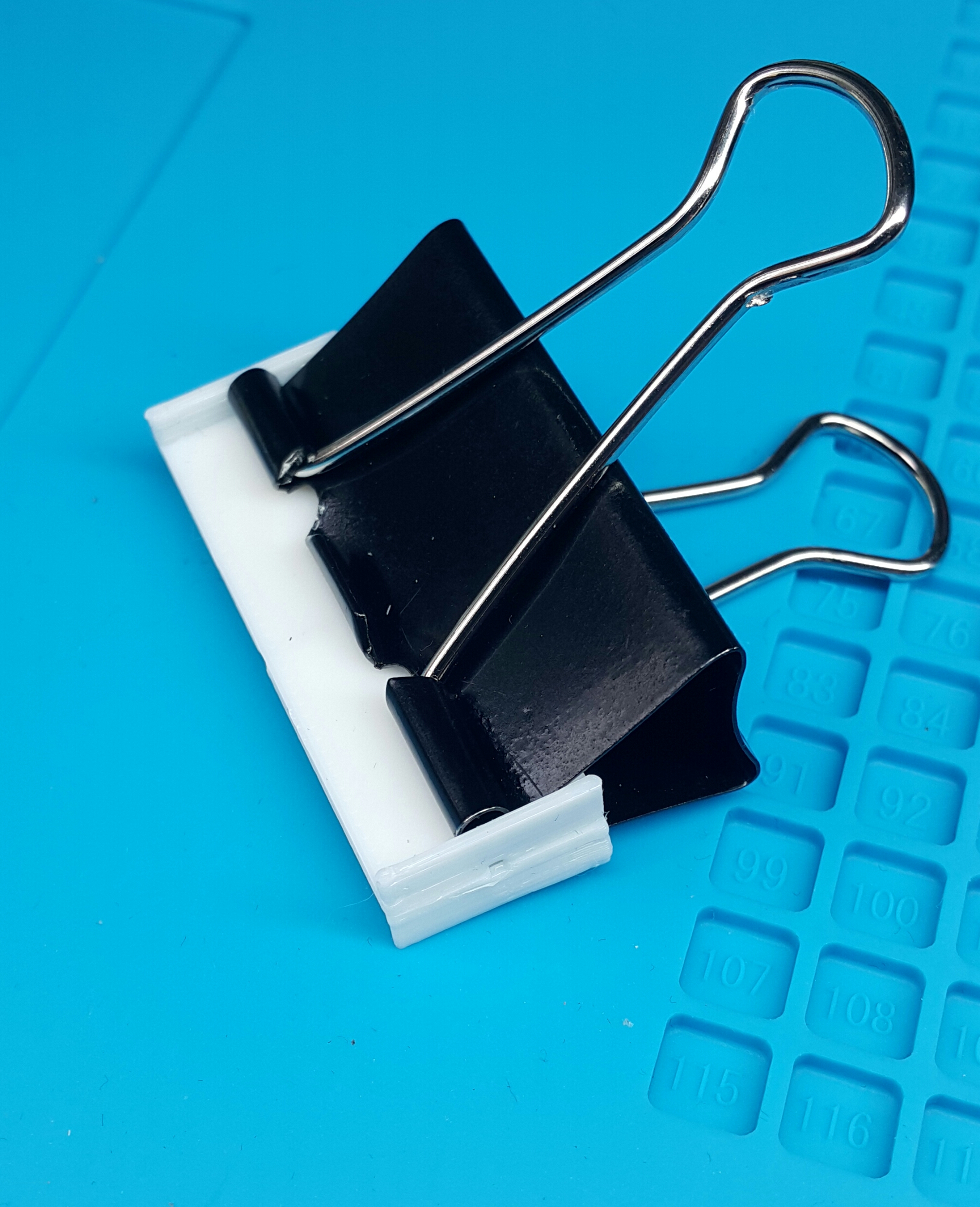 Pinchy Filament Binder Clip Remix 41mm