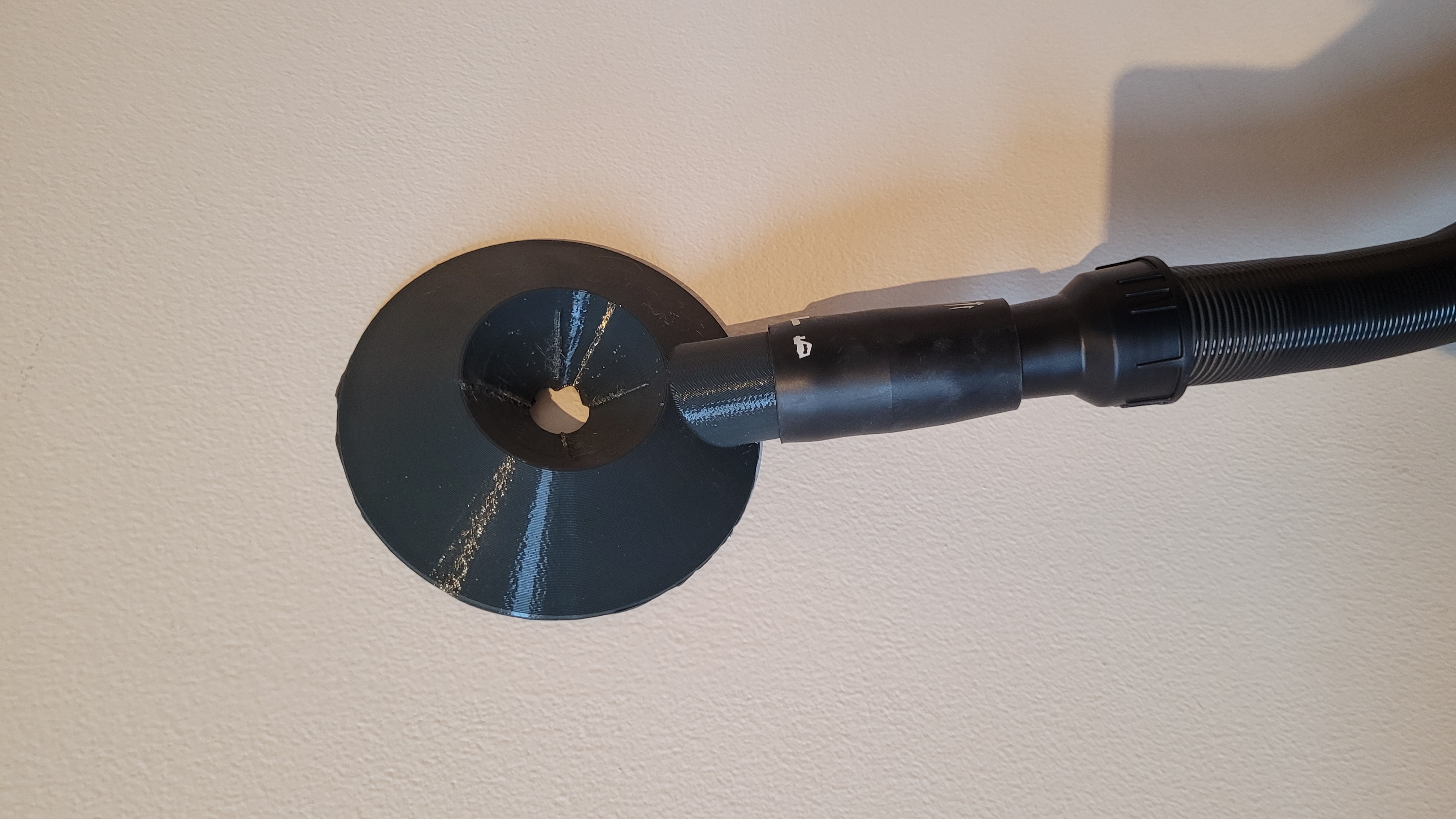 Drill vacuum attachment