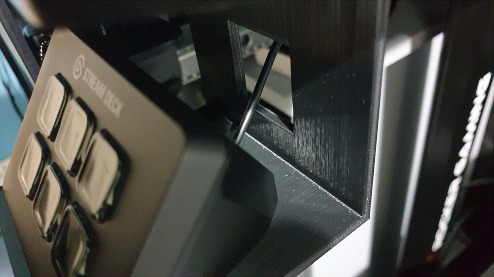 Mini Desk Mount for Elgato Stream Deck Mini - 3D Print for Free : r/elgato