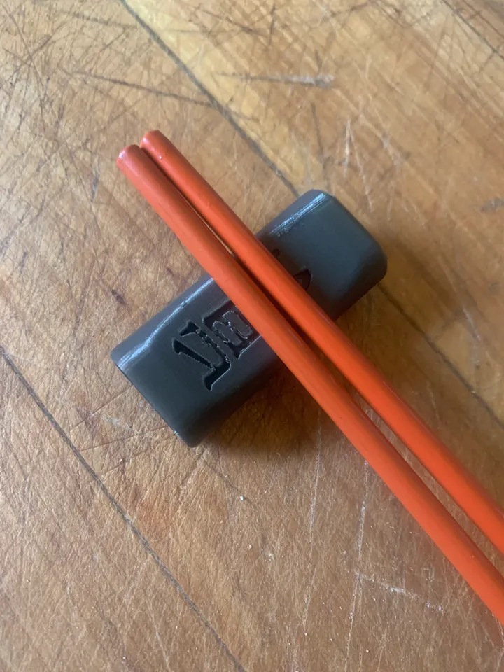 chop-stick-holder-it-s-delicious-by-plfuego-download-free-stl
