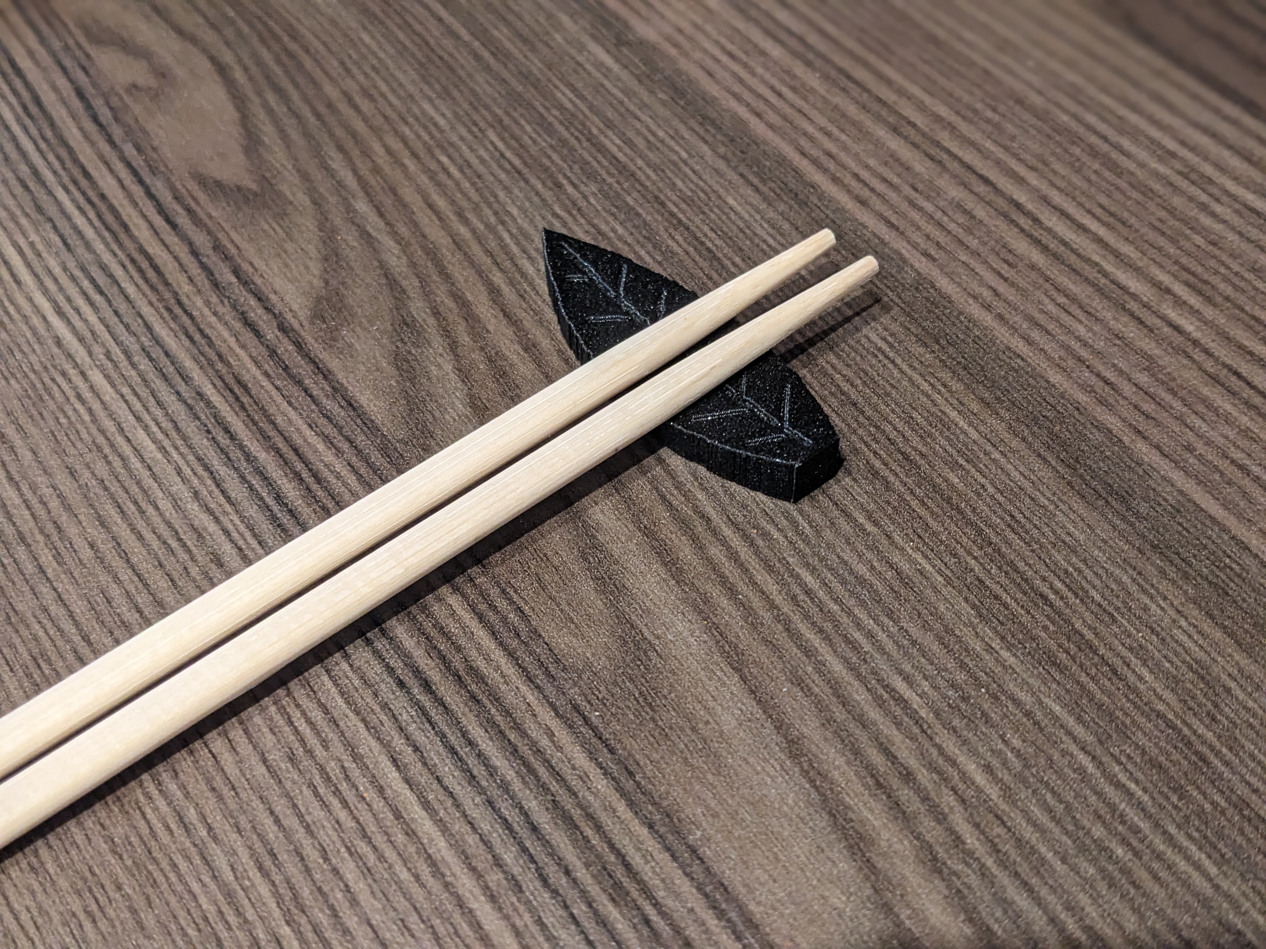Leaf chopstick holder