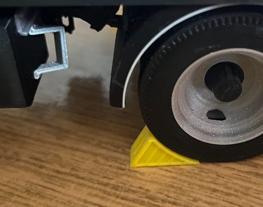 Miniatura 2 do modelo 3D Wheel chock scale model 1:24