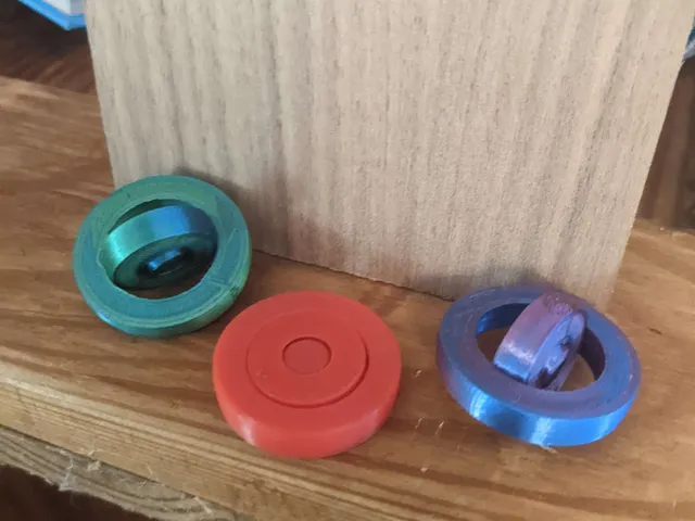 Rotating Fidget Discs - Print-in-place