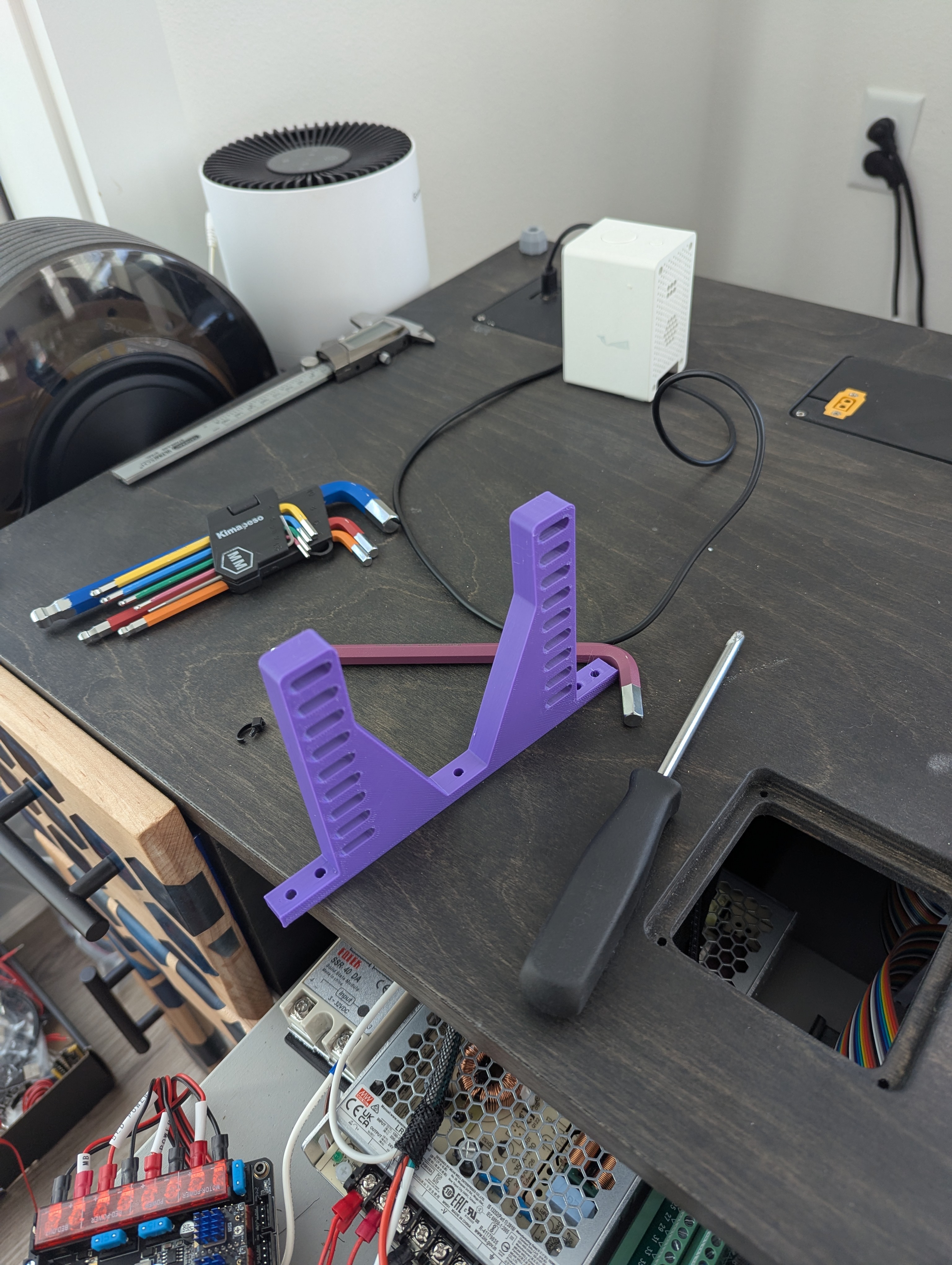 Vertical Stand for DIN Rails - Remix