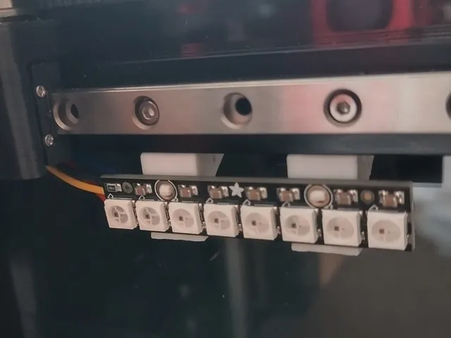 1515 Clip mount for NeoPixel Stick - 8 x 5050 [AF-1426]