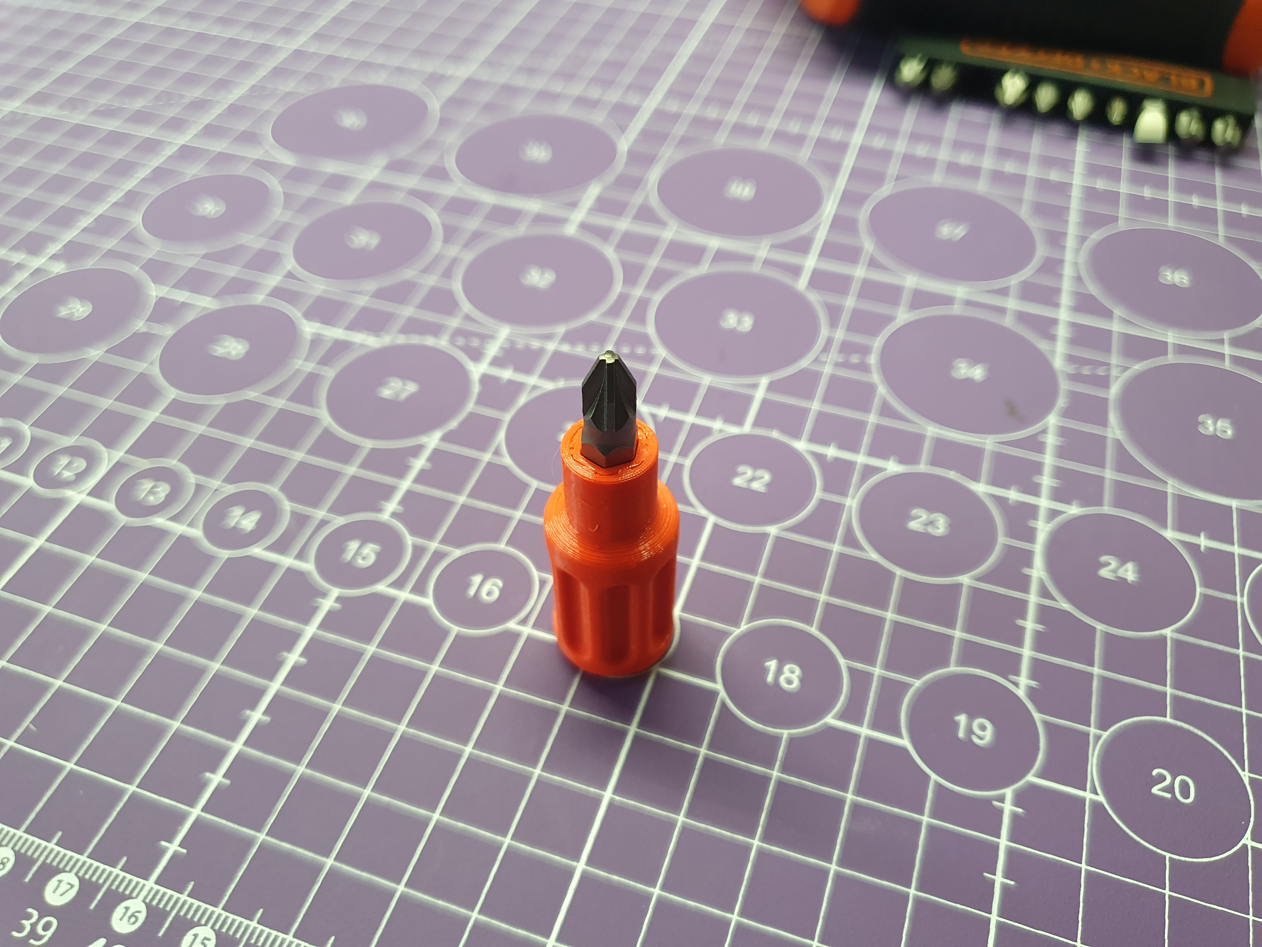 MINI bit screwdriver