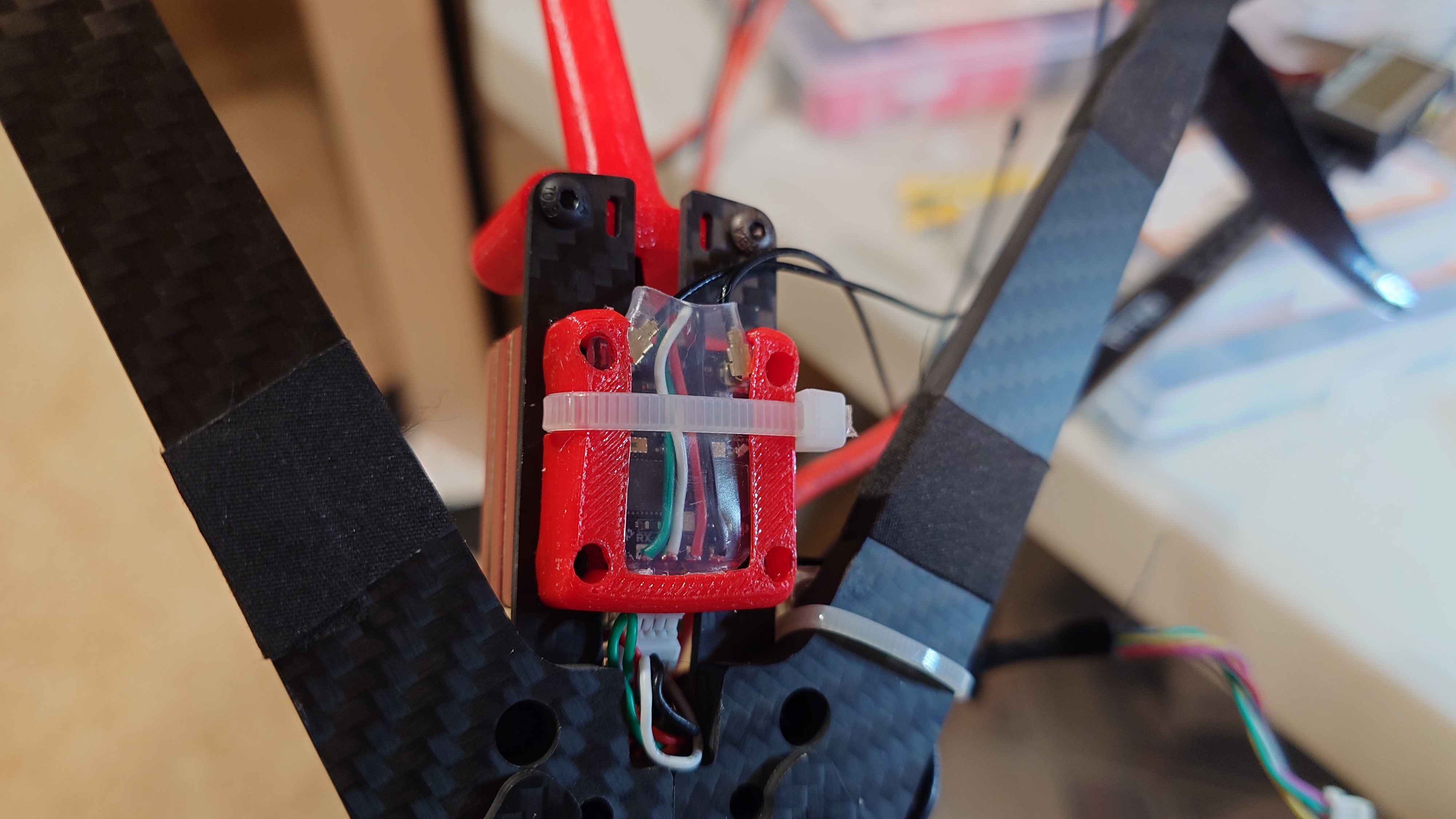 Radiomaster XR4 20mm x 20mm + Ziptie Mount