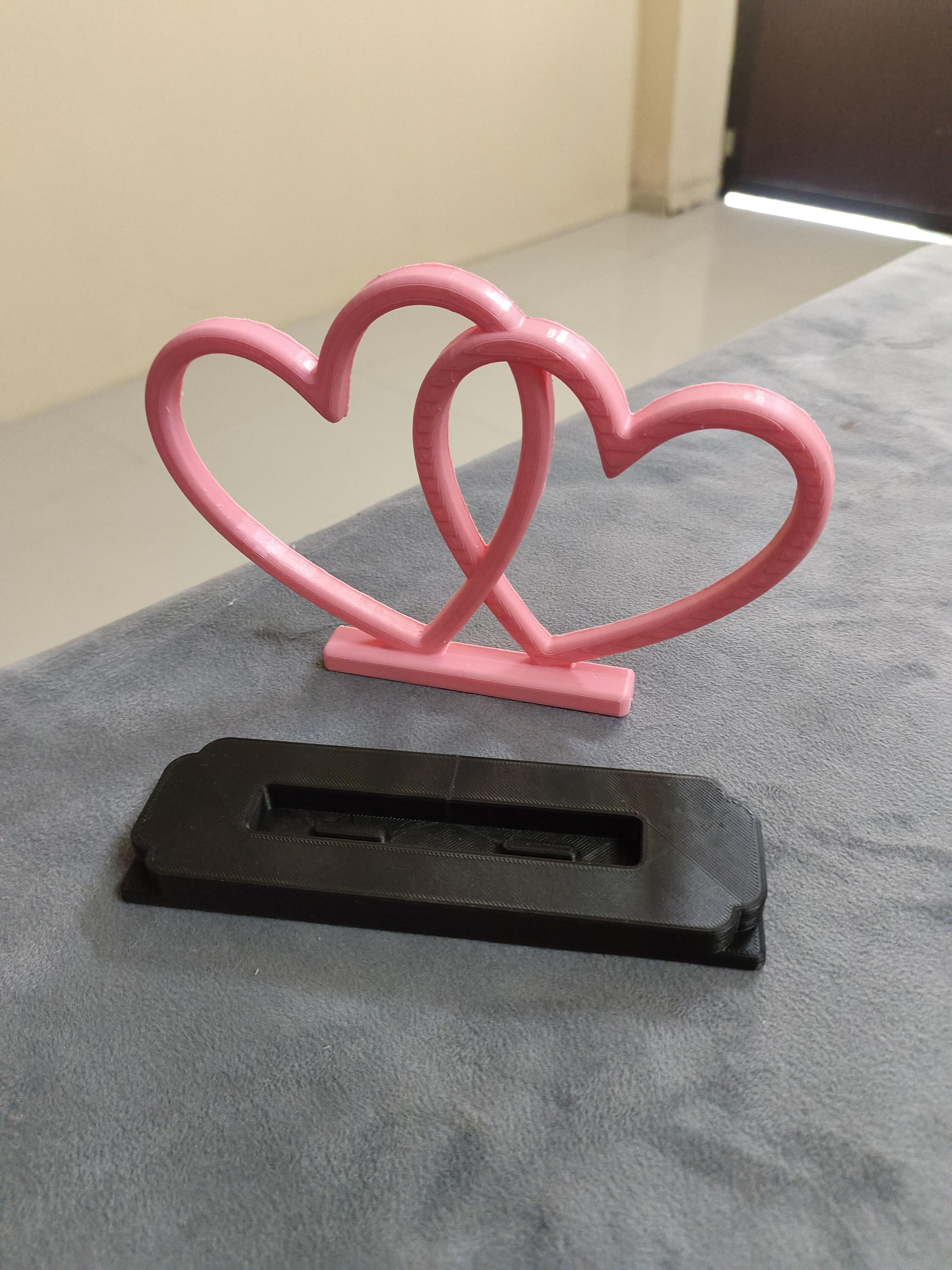 Couple Interlocking Heart Desk Decor — thumbnail 10
