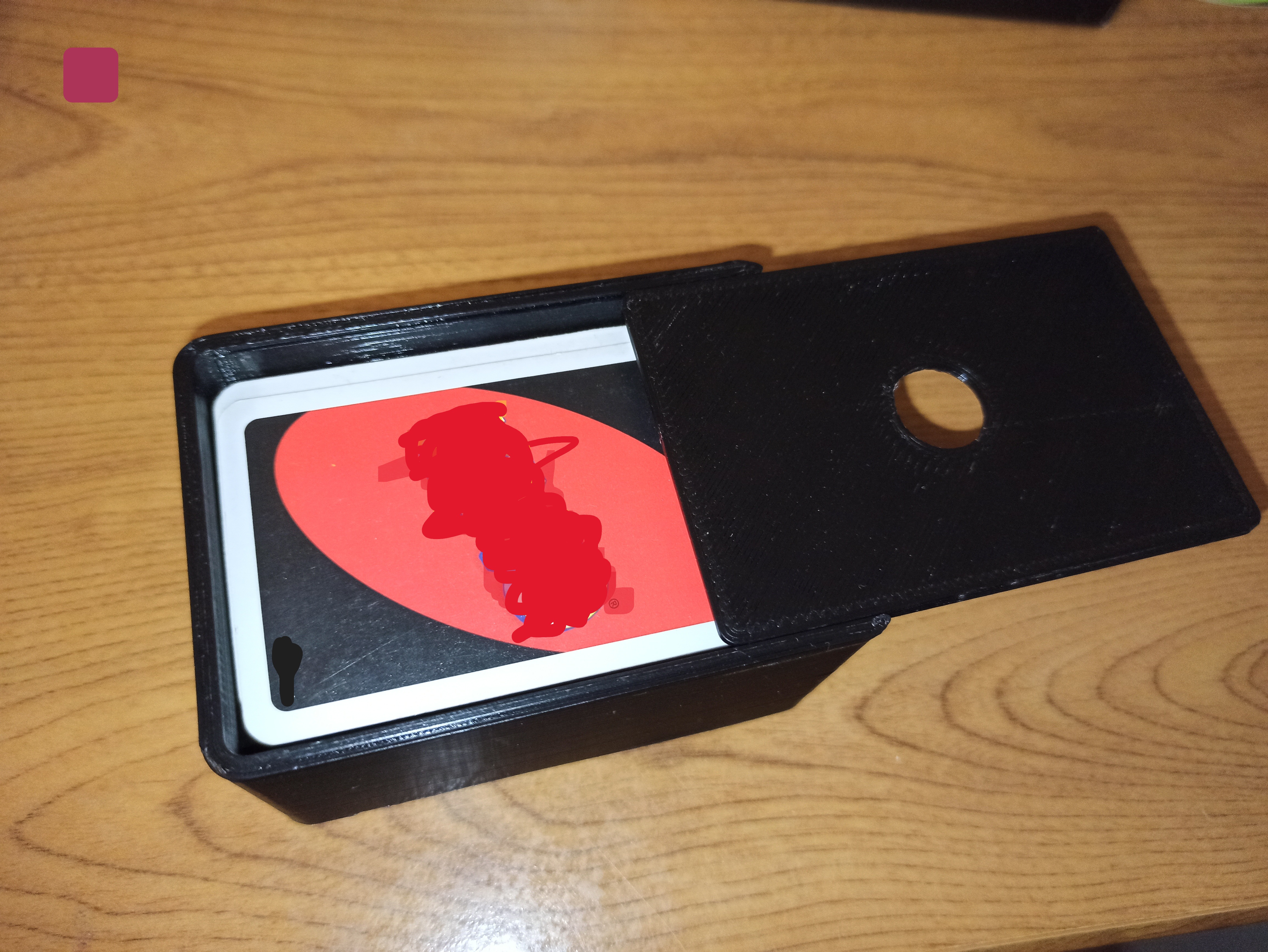 Boite de rangement pour jeux de carte