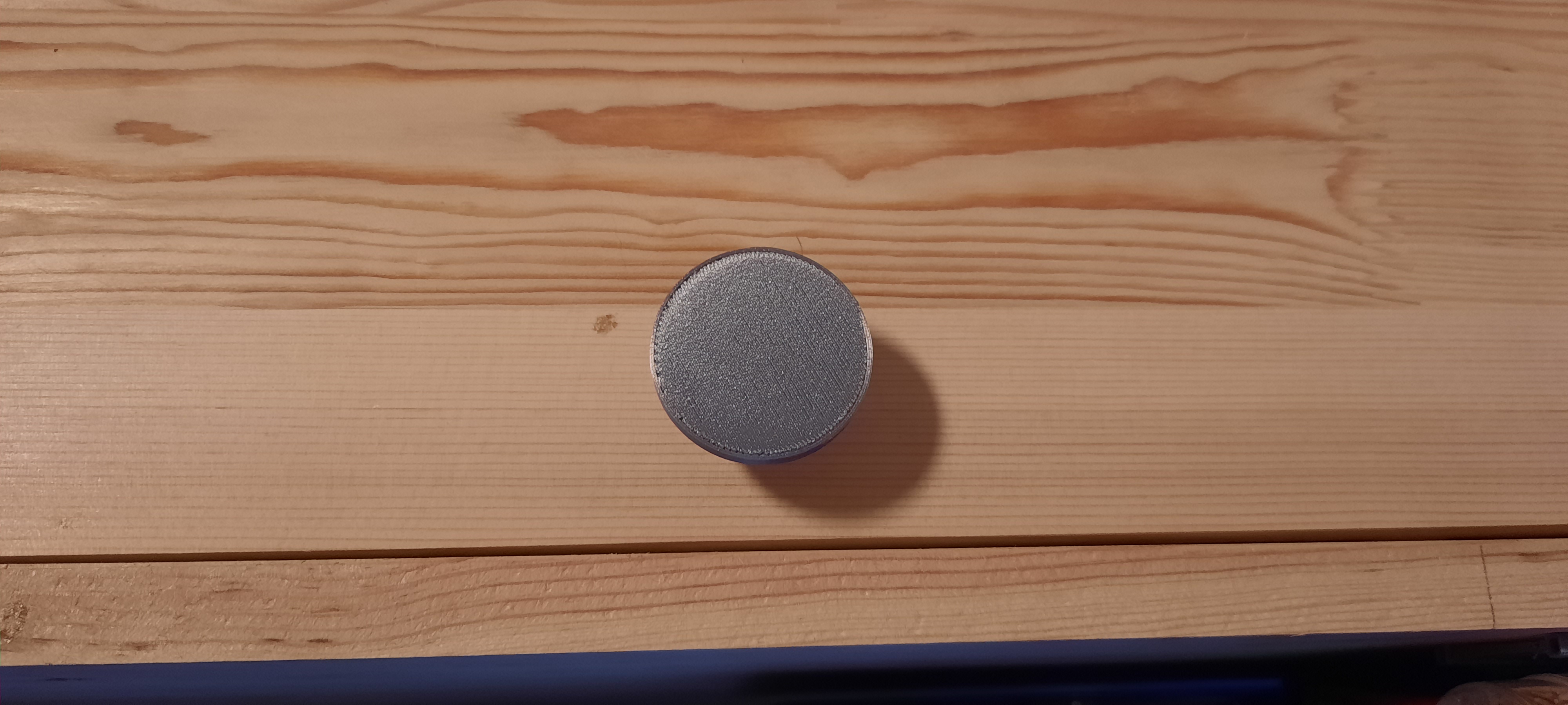 Simple Knob/Handle for Cabinet Doors
