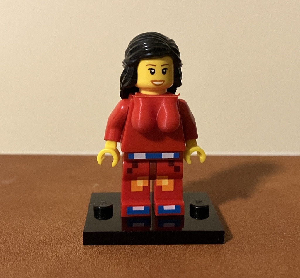 Mini-Figure Breasts