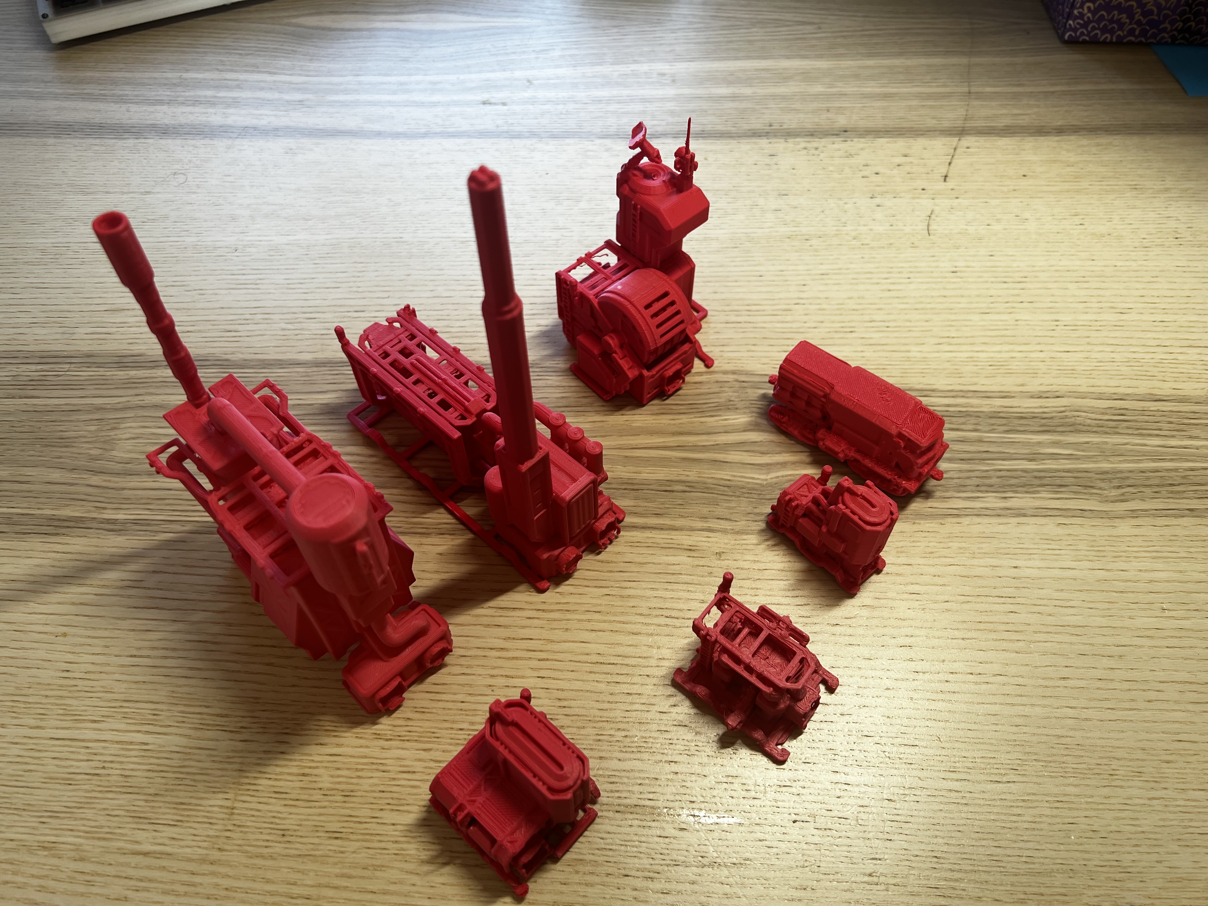 Satisfactory 1/20 scale building models