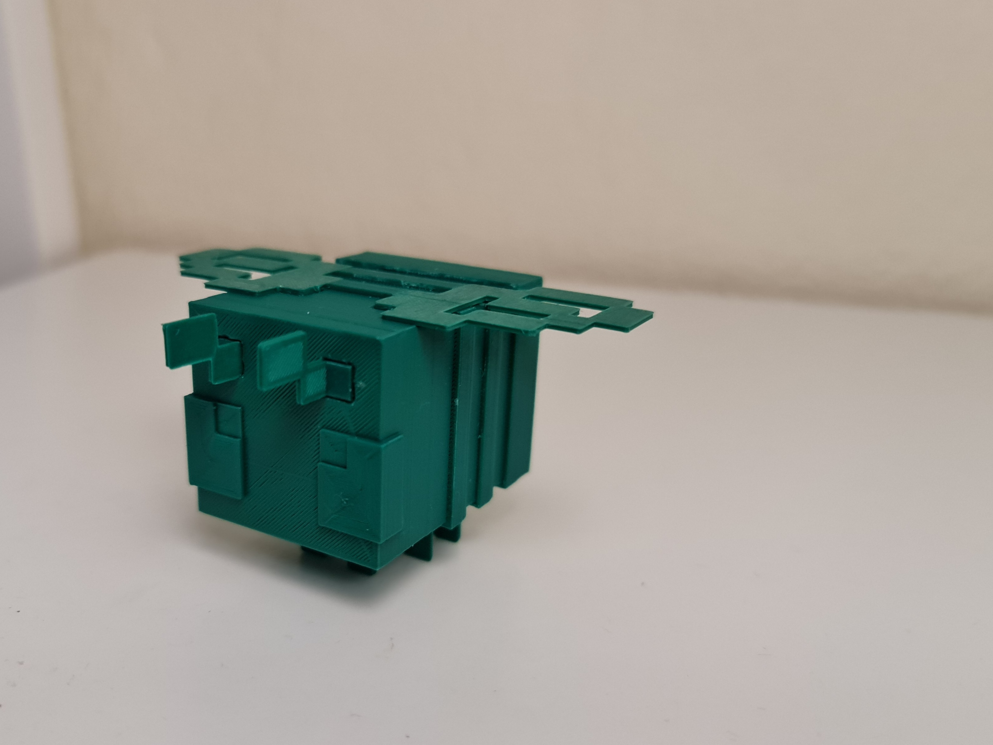 Miniatura 4 do modelo 3D EASY MINECRAFT BEE