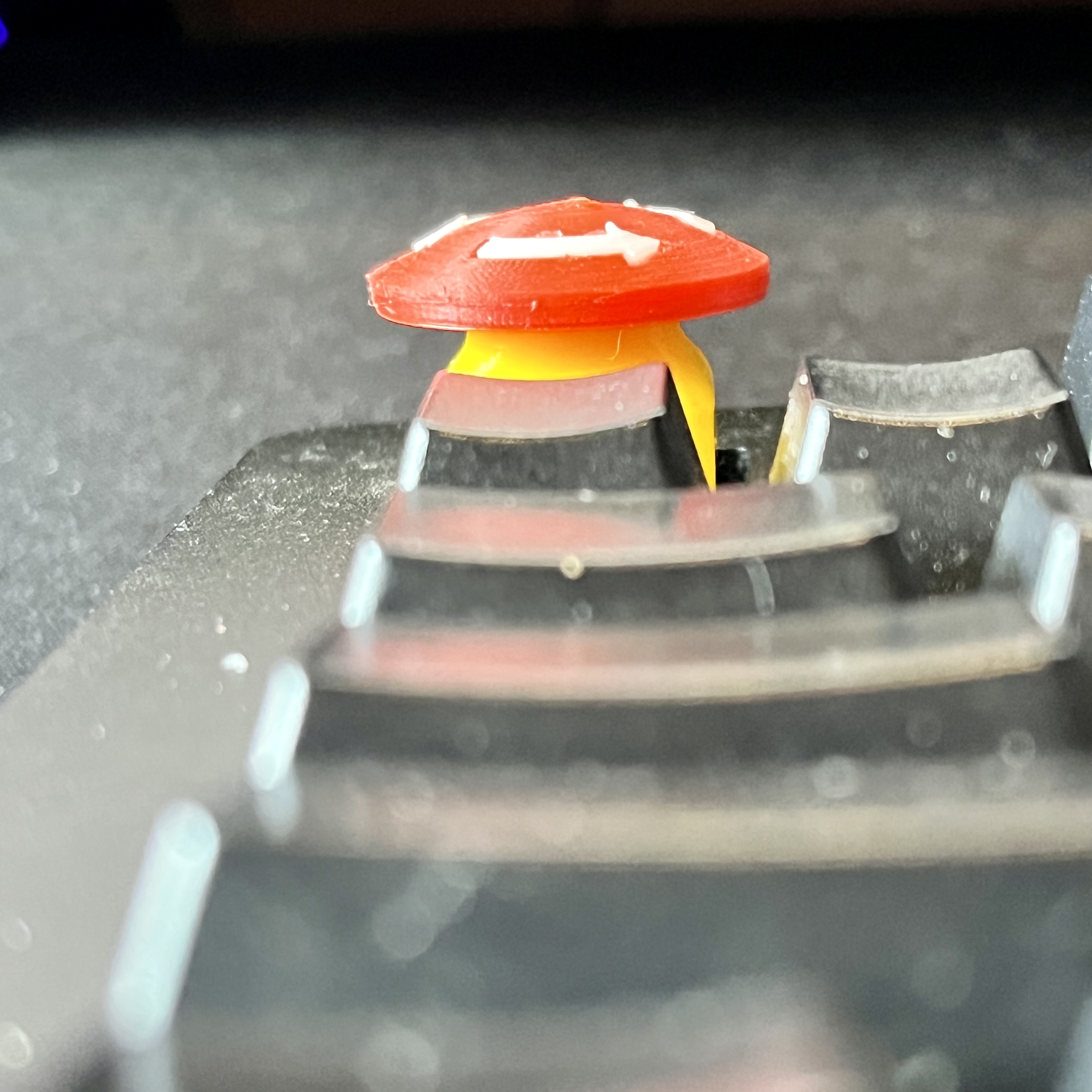 Miniatura 5 do modelo 3D Extra Short Base for E-Stop Key Cap