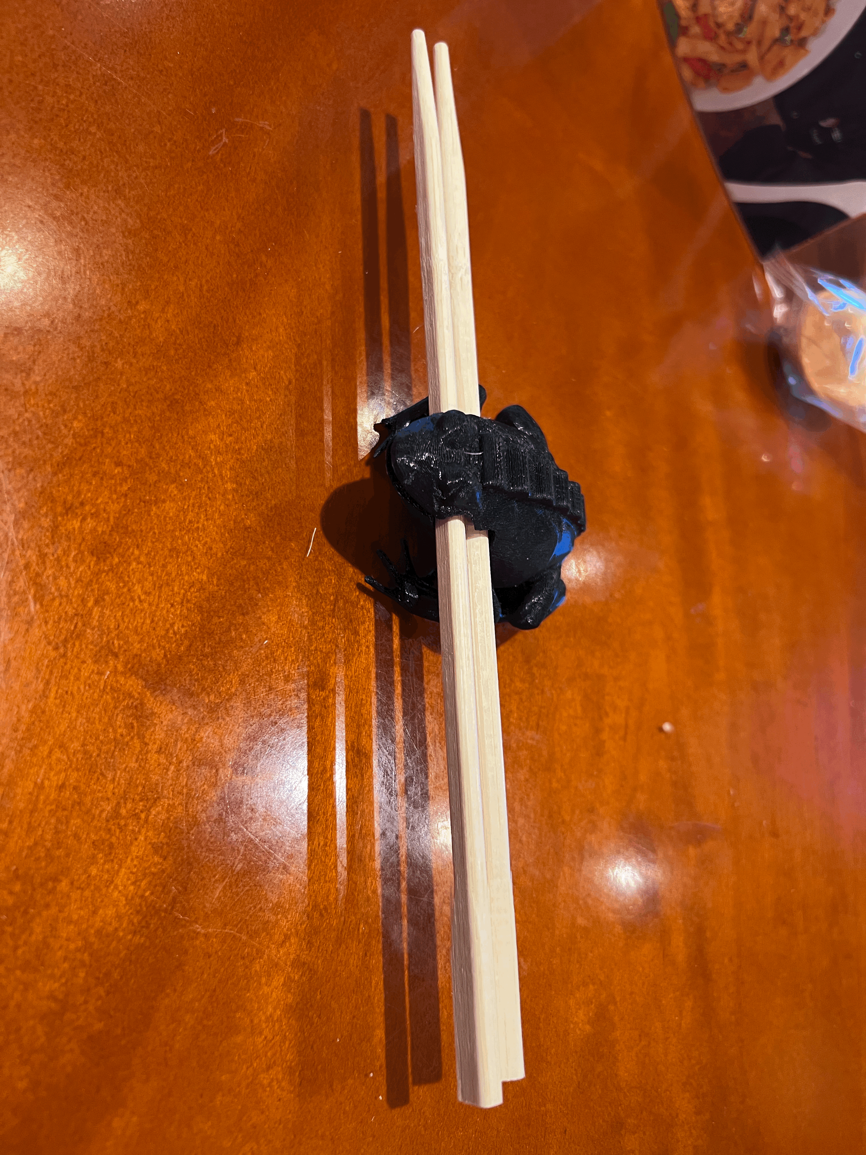 Miniatura 4 do modelo 3D Chopstick Percussion Frog