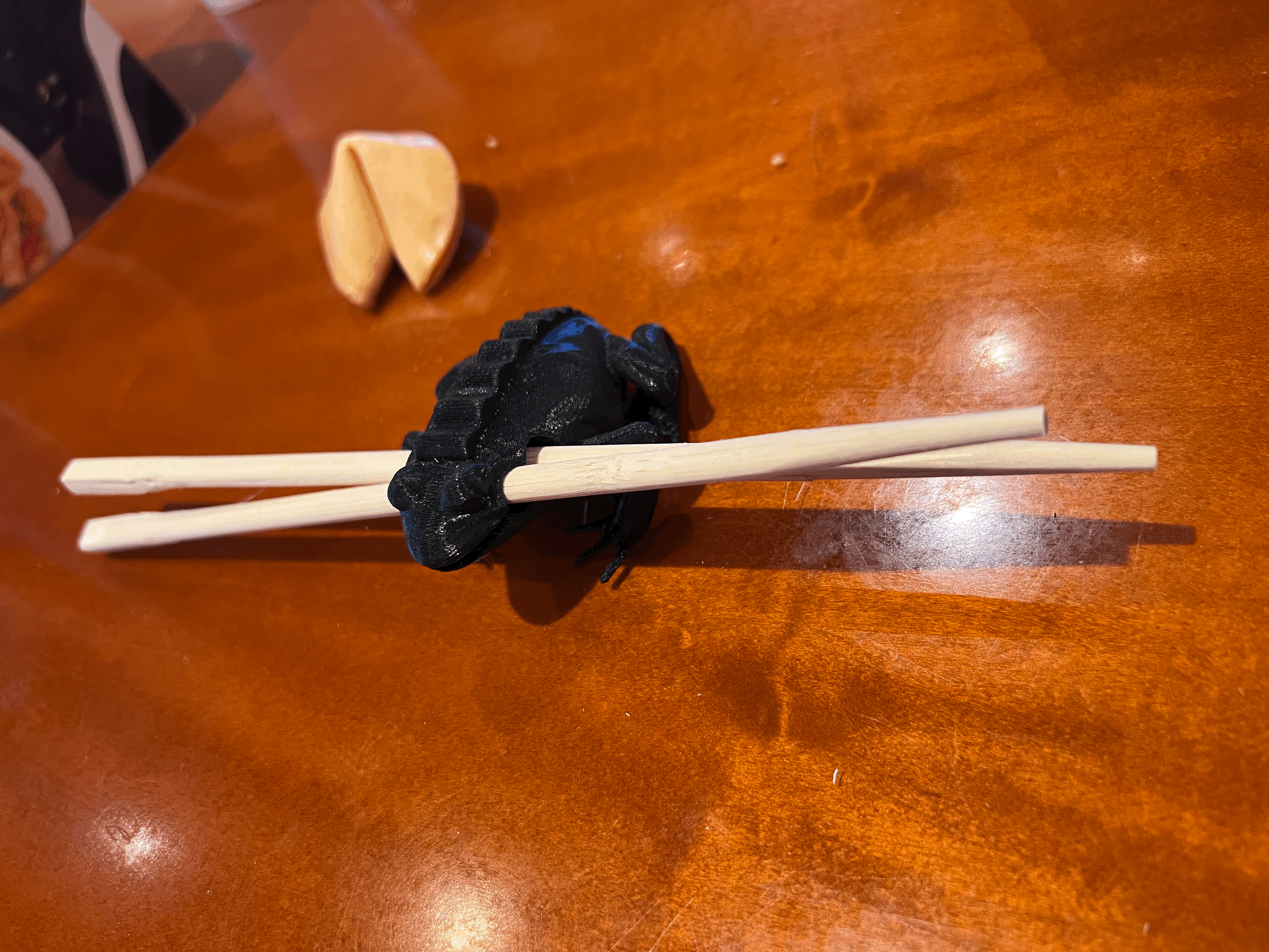 Miniatura 3 do modelo 3D Chopstick Percussion Frog