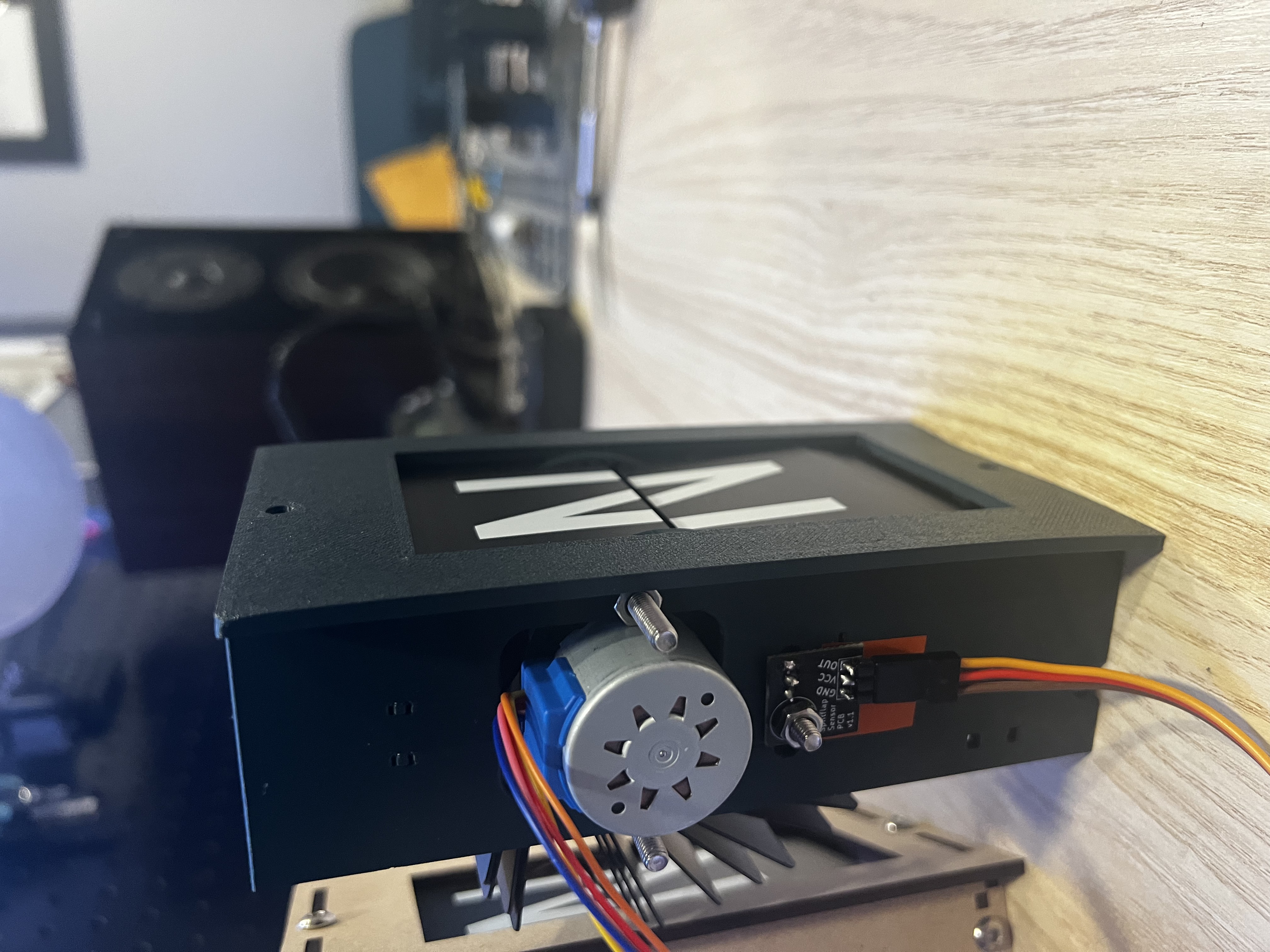 Miniatura 3 do modelo 3D Split-Flap display module case