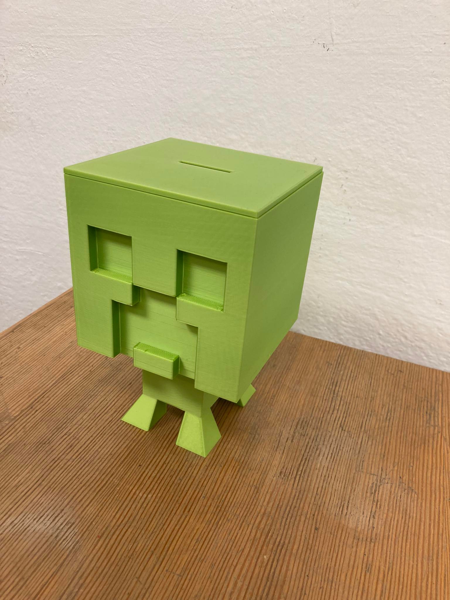 3D file Minecraft Creeper Head Creeper Box Keeper 📦・Model to download and  3D print・Cults