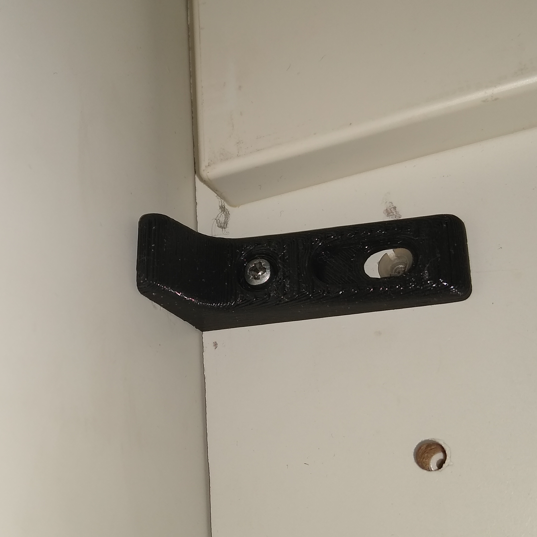 angle joint for wardrobe back board (FreeCAD)