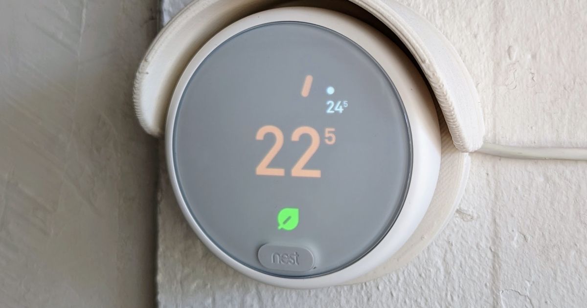 Nest Thermostat E Cover by Karolis Download free STL model