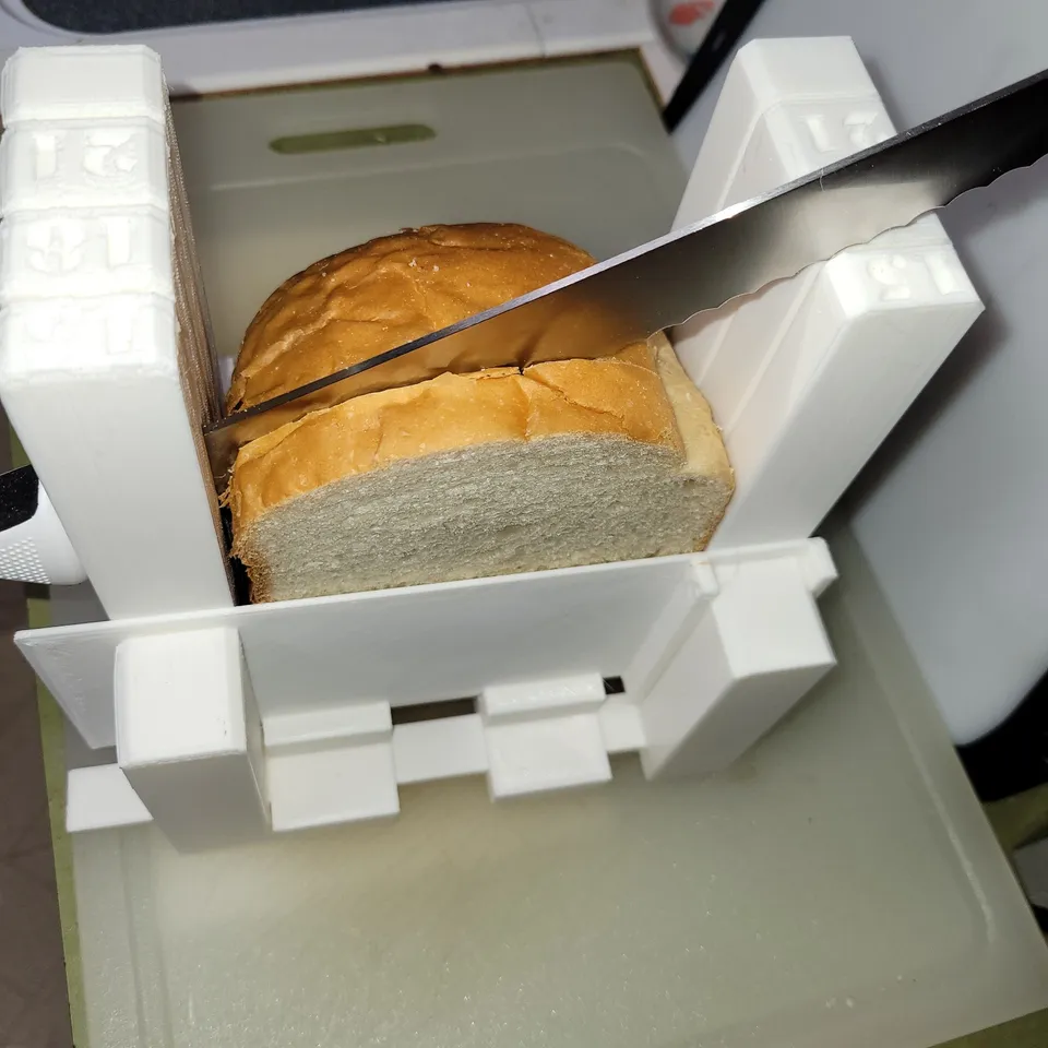 Bread Slicer Guide - Ver. 3 by Joe