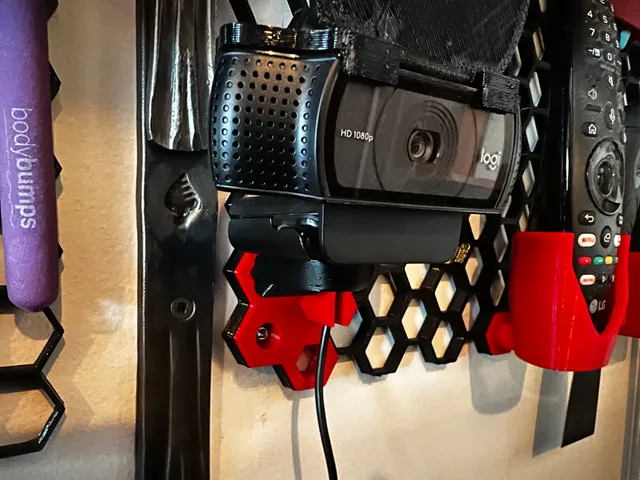 Logitech C920 mount for the Honeycomb Storage Wall