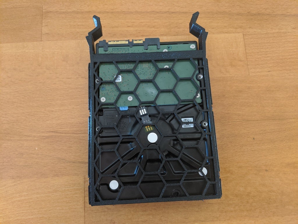 3.5" Generic HDD Caddy by Squirtle Download free STL model