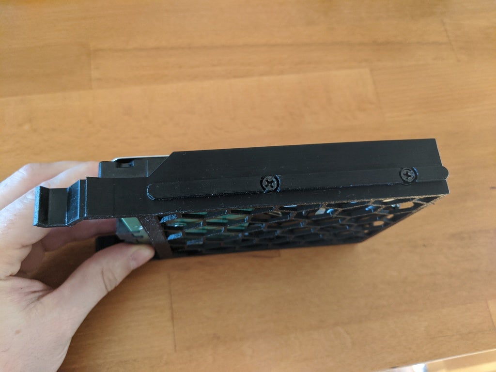 Miniatura 3 do modelo 3D 3.5" Generic HDD Caddy