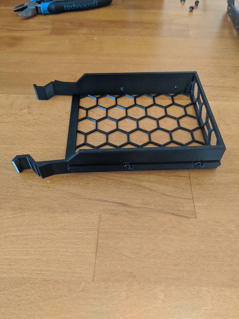 Miniatura 5 do modelo 3D 3.5" Generic HDD Caddy
