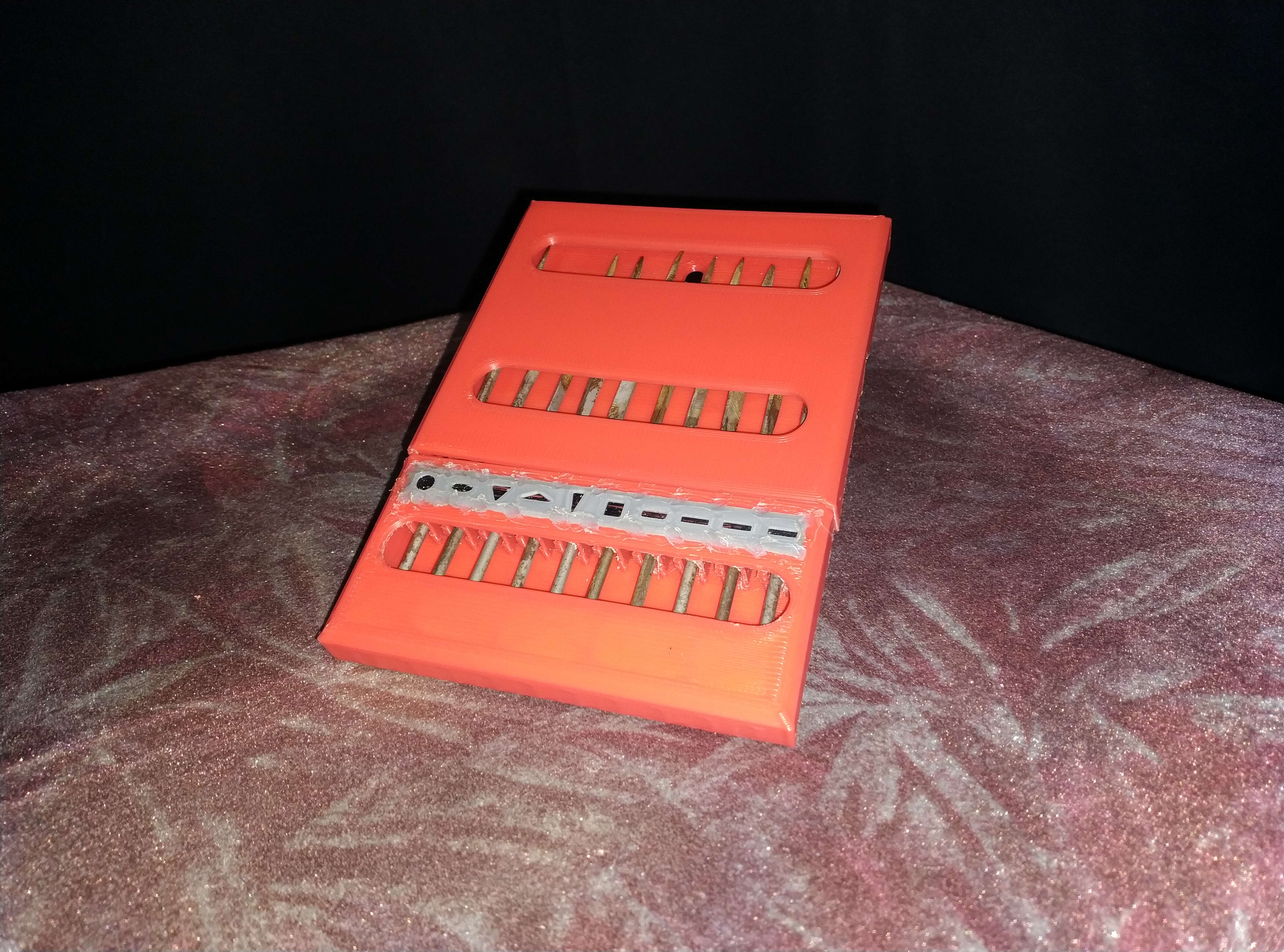 Needle File Holder - 3 in 1 Carry Case/ Desk Stand/ Wall Mount