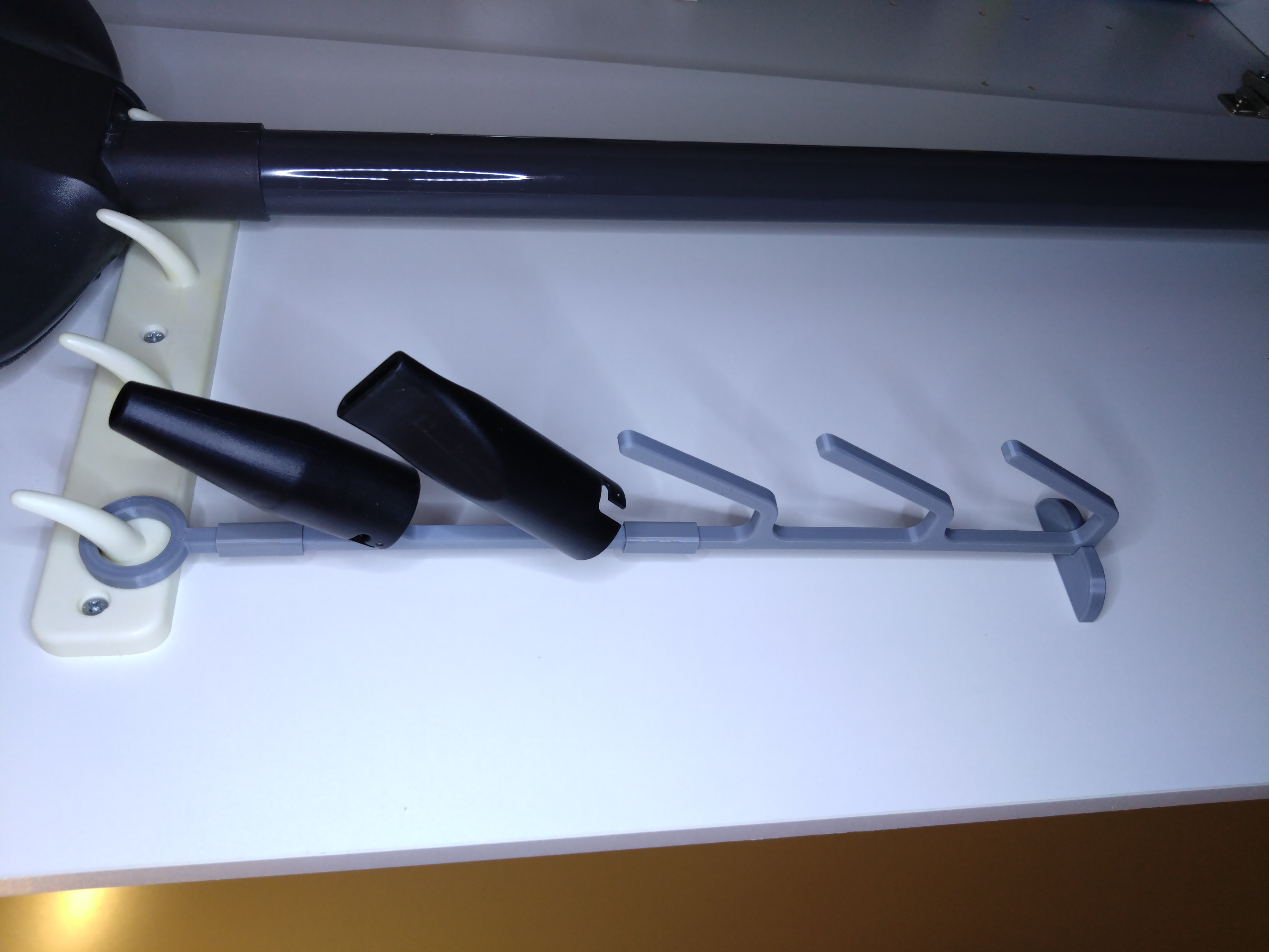 Air duster nozzle storage hook by Ravenwreck | Download free STL model ...