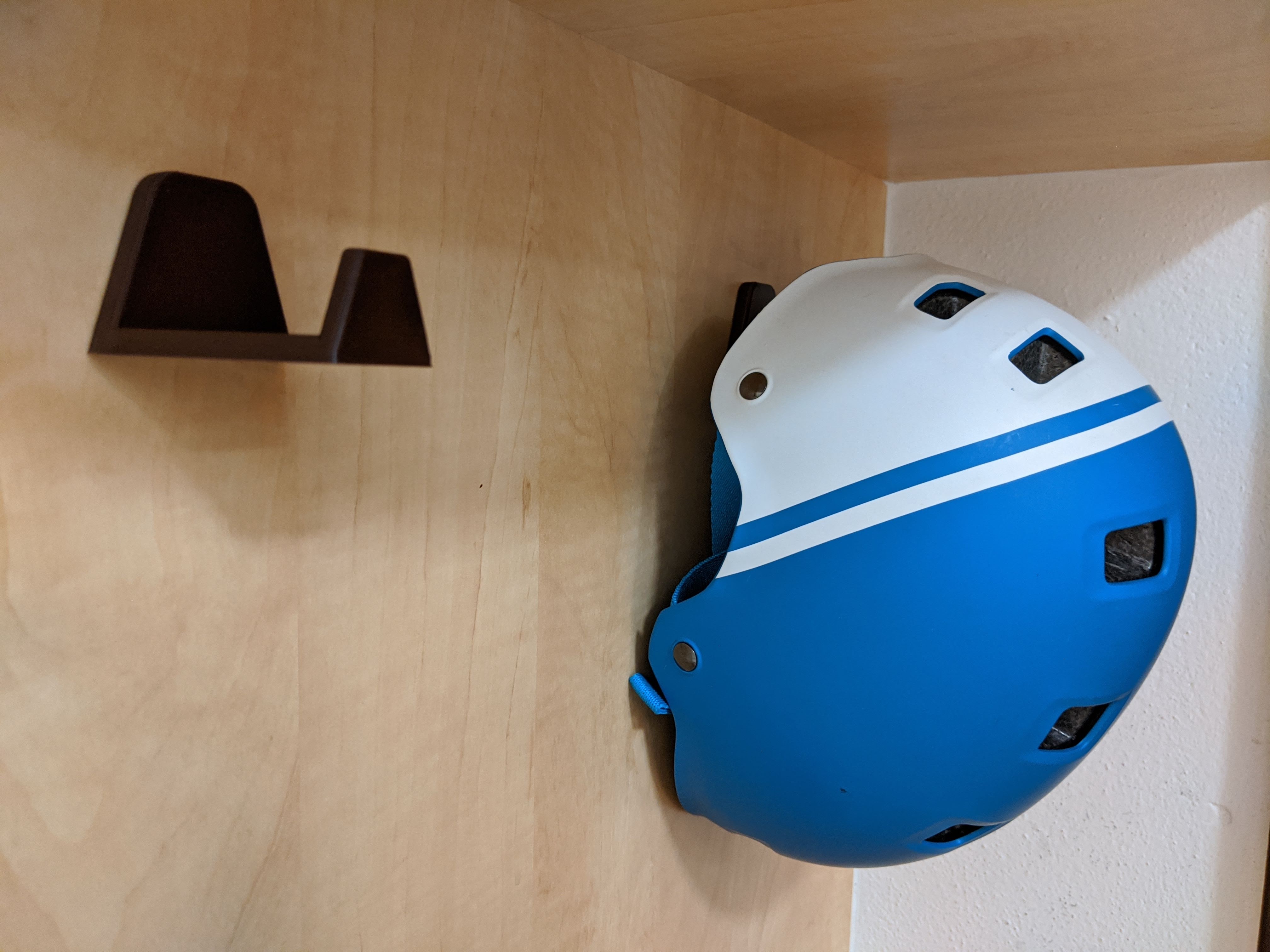 Bike helmet hook by JNev Download free STL model