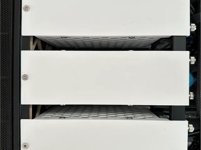 Fractal Node 304 HDD mount cage