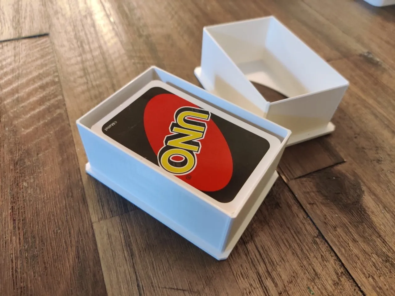 Uno card game 3D printed storage case / Holder