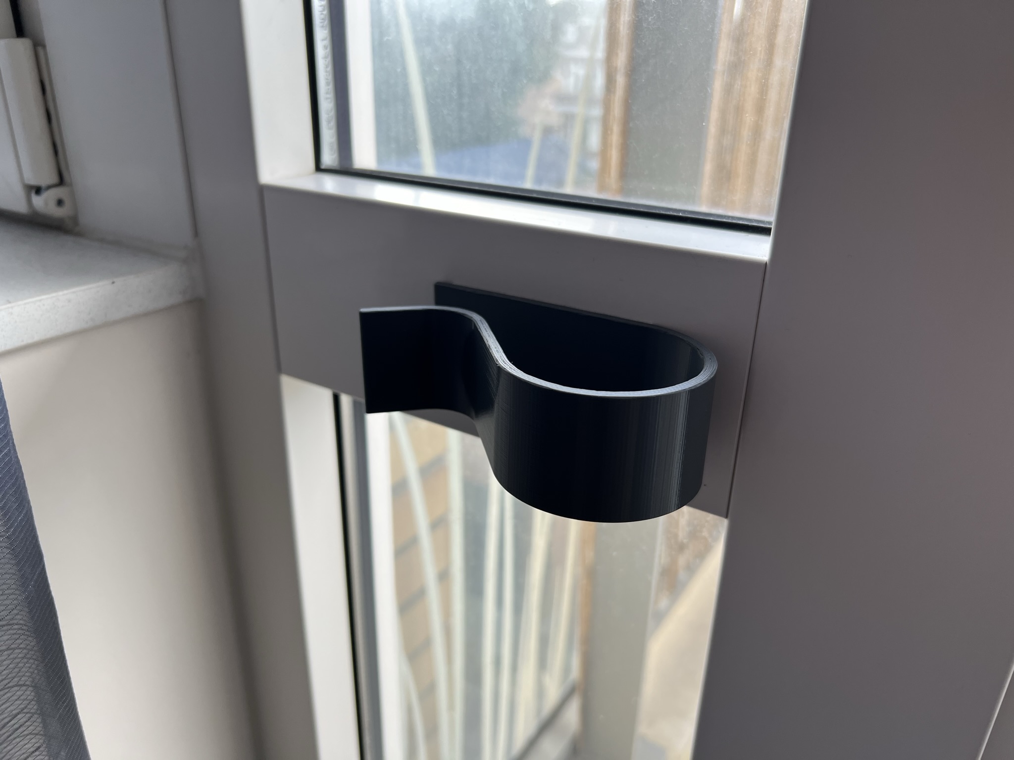 Curtain Holder