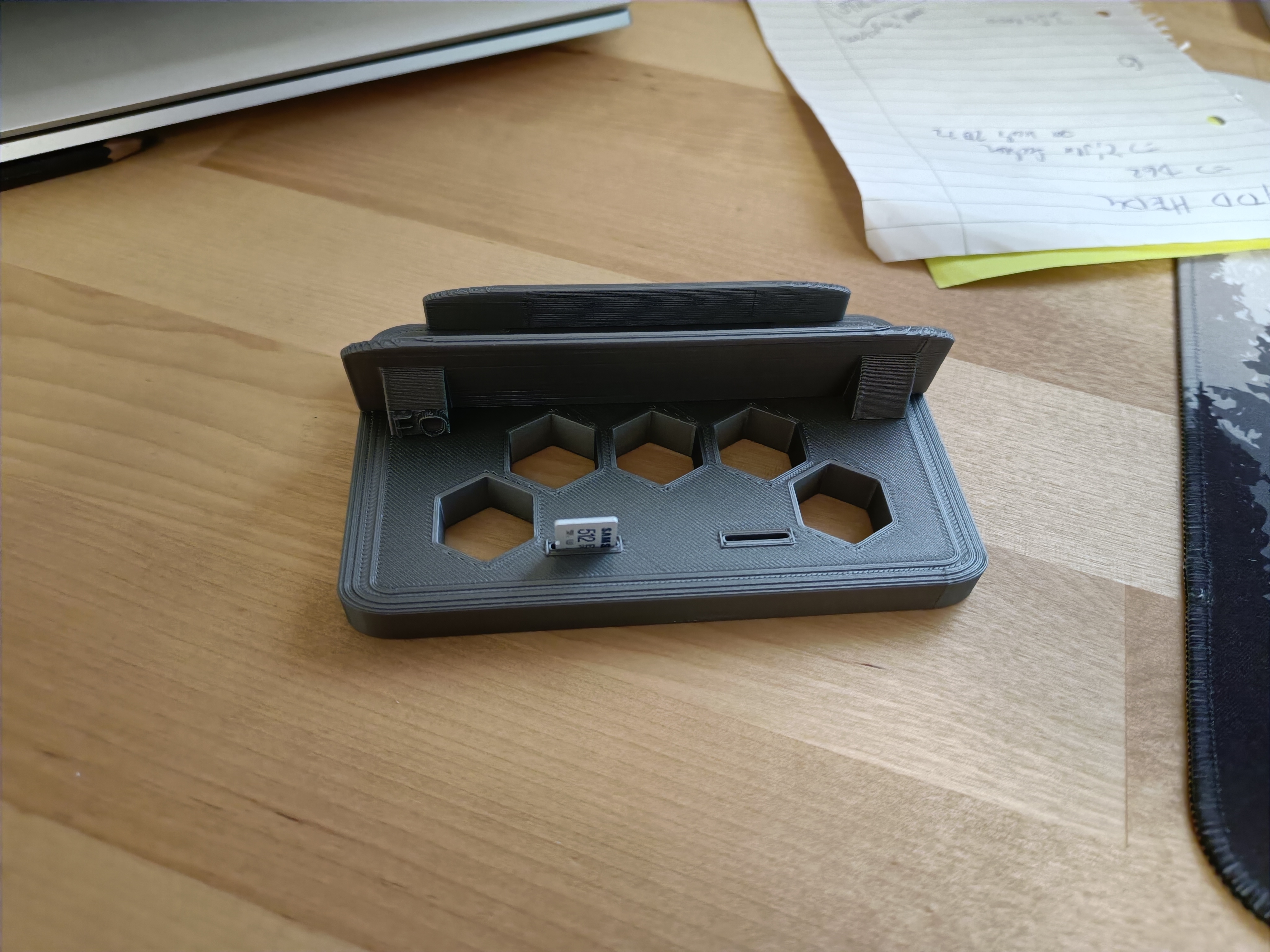 Miniatura 2 do modelo 3D FO Steam Deck stand MK1
